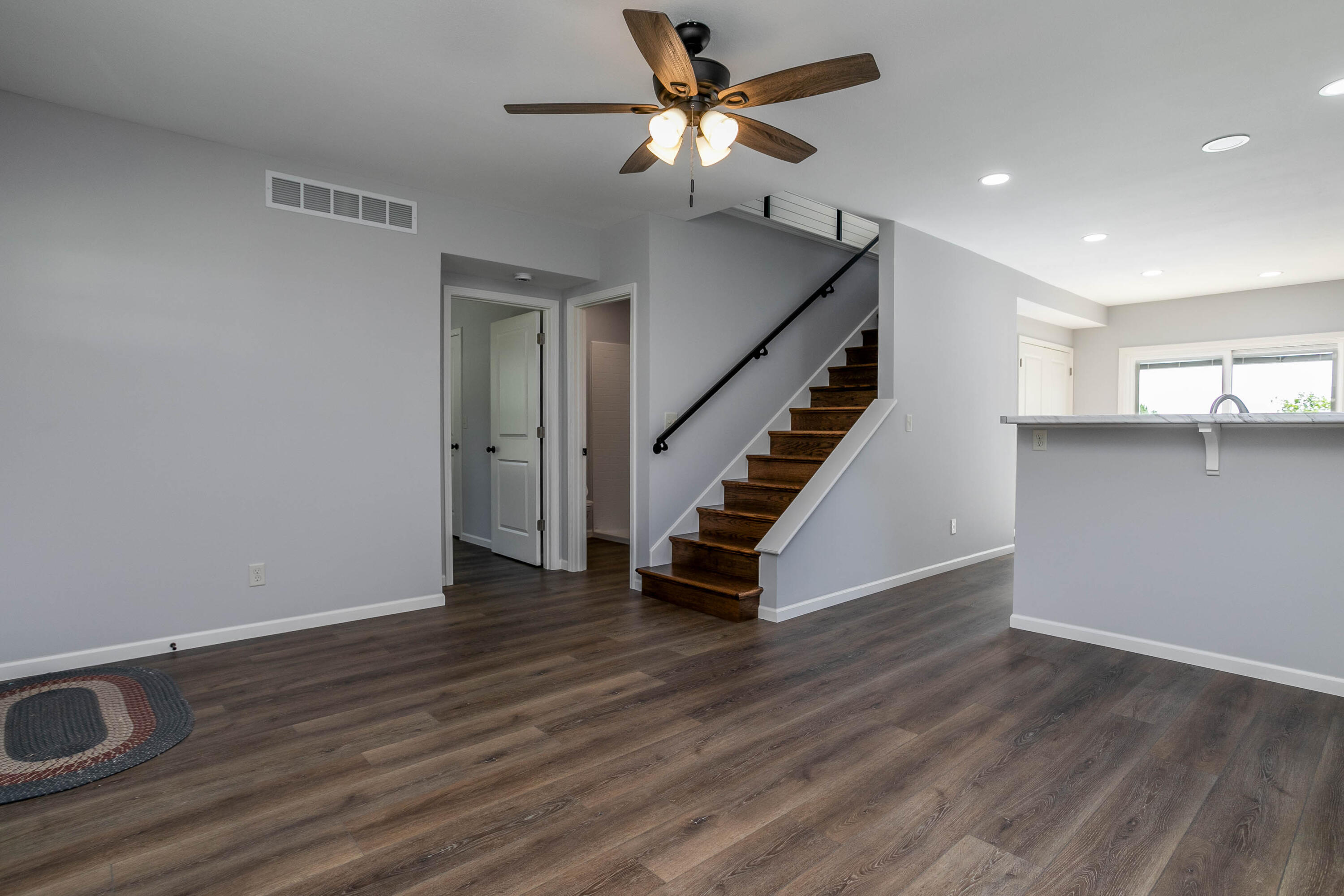 914 Santa Fe Trl Property Photo 5