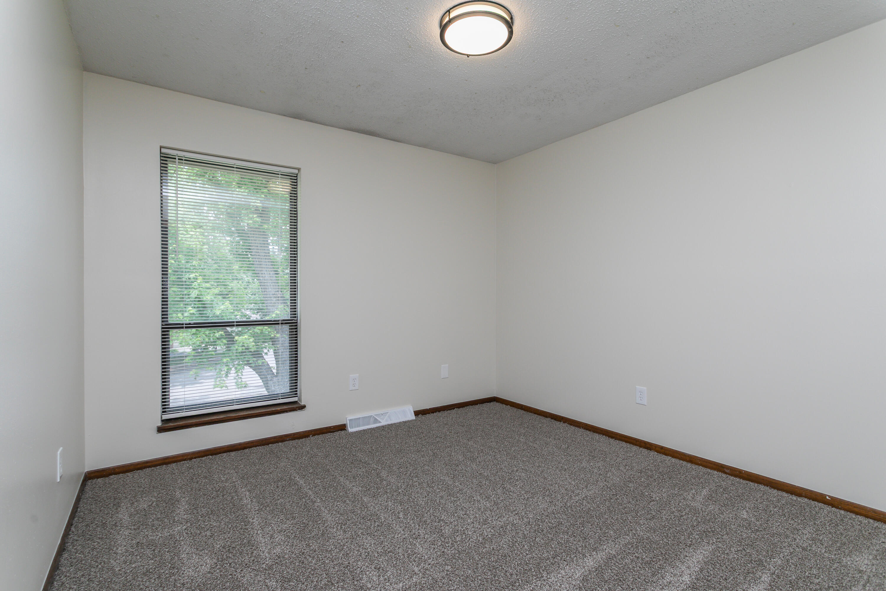 3515 Deer Run Dr Property Photo 17