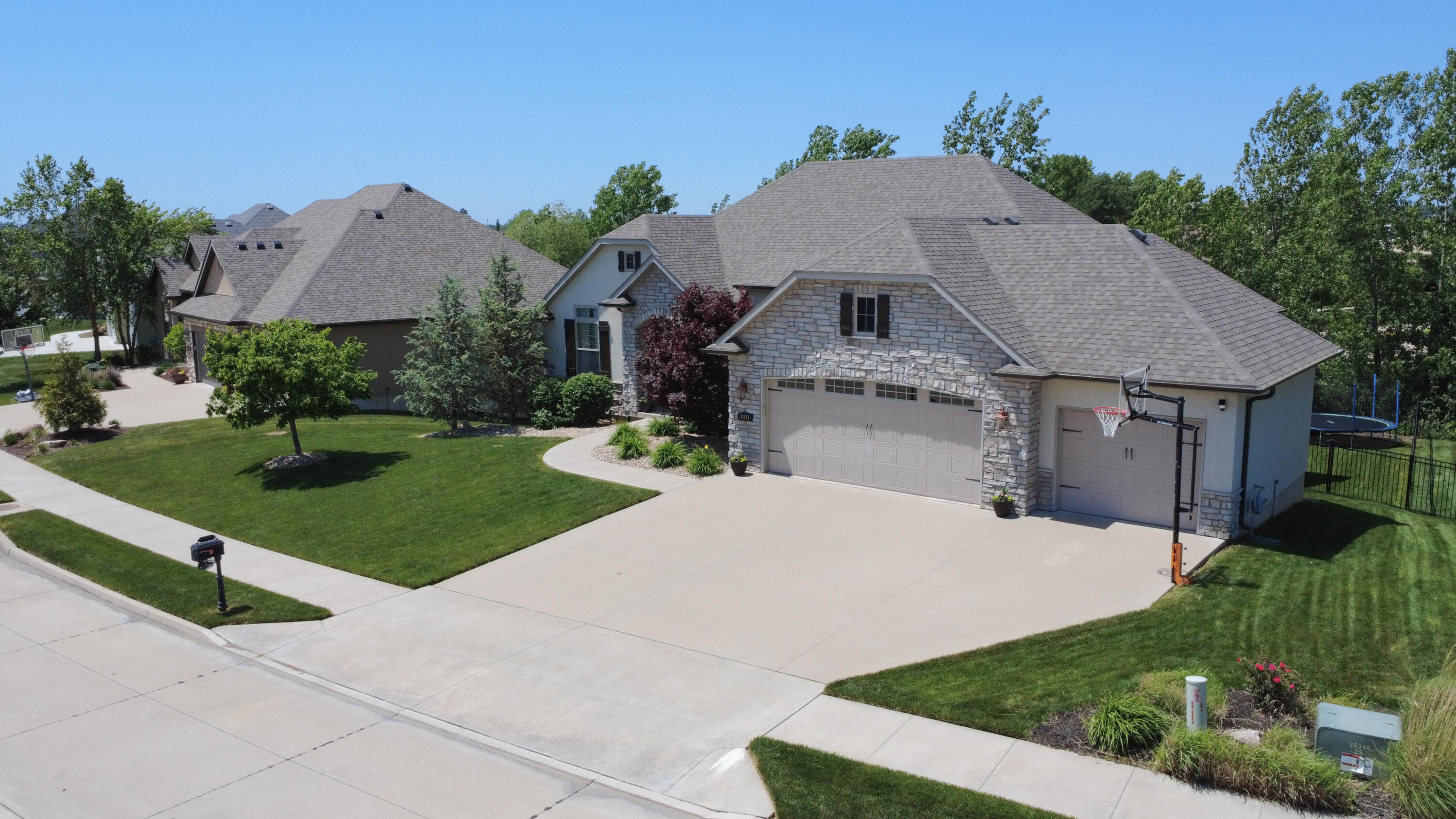 1911 Lasso Cir Property Photo 57