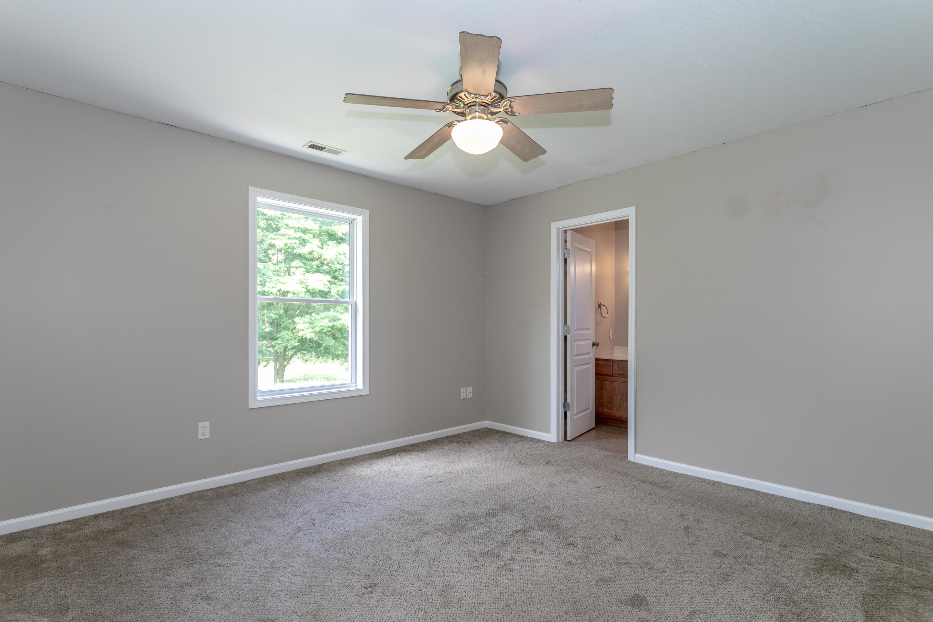 6350 Brooke Dr Property Photo 14