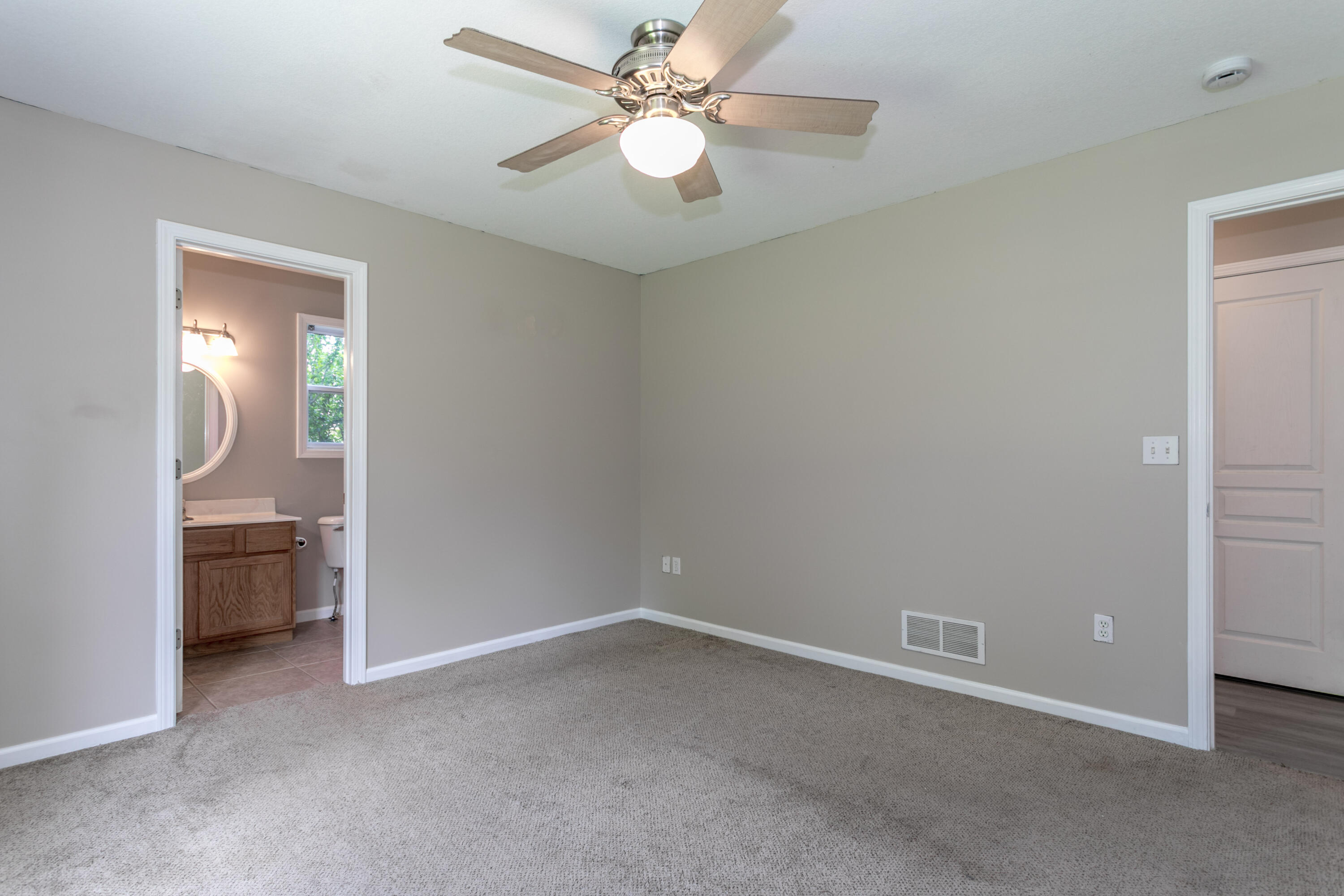 6350 Brooke Dr Property Photo 15