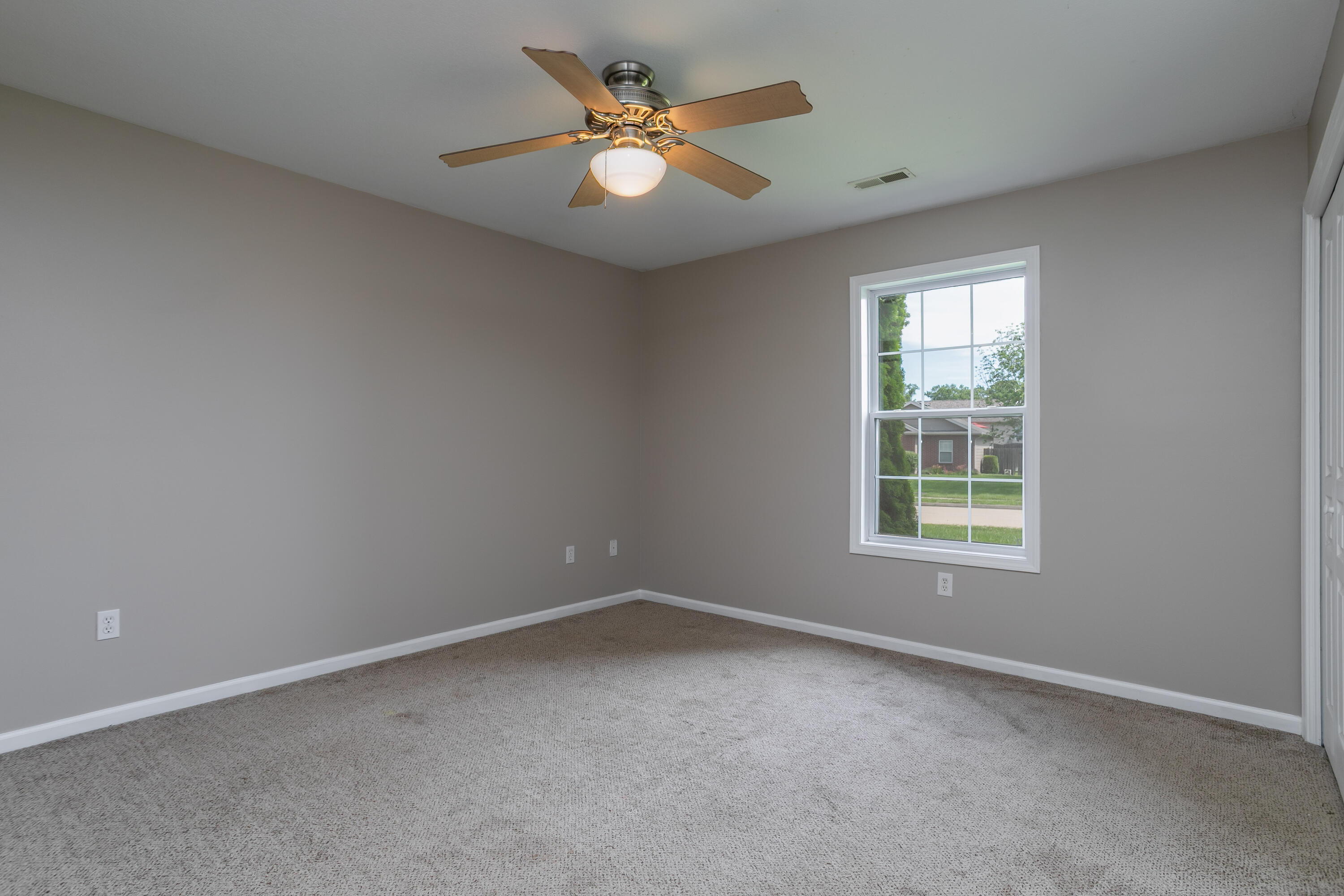 6350 Brooke Dr Property Photo 18