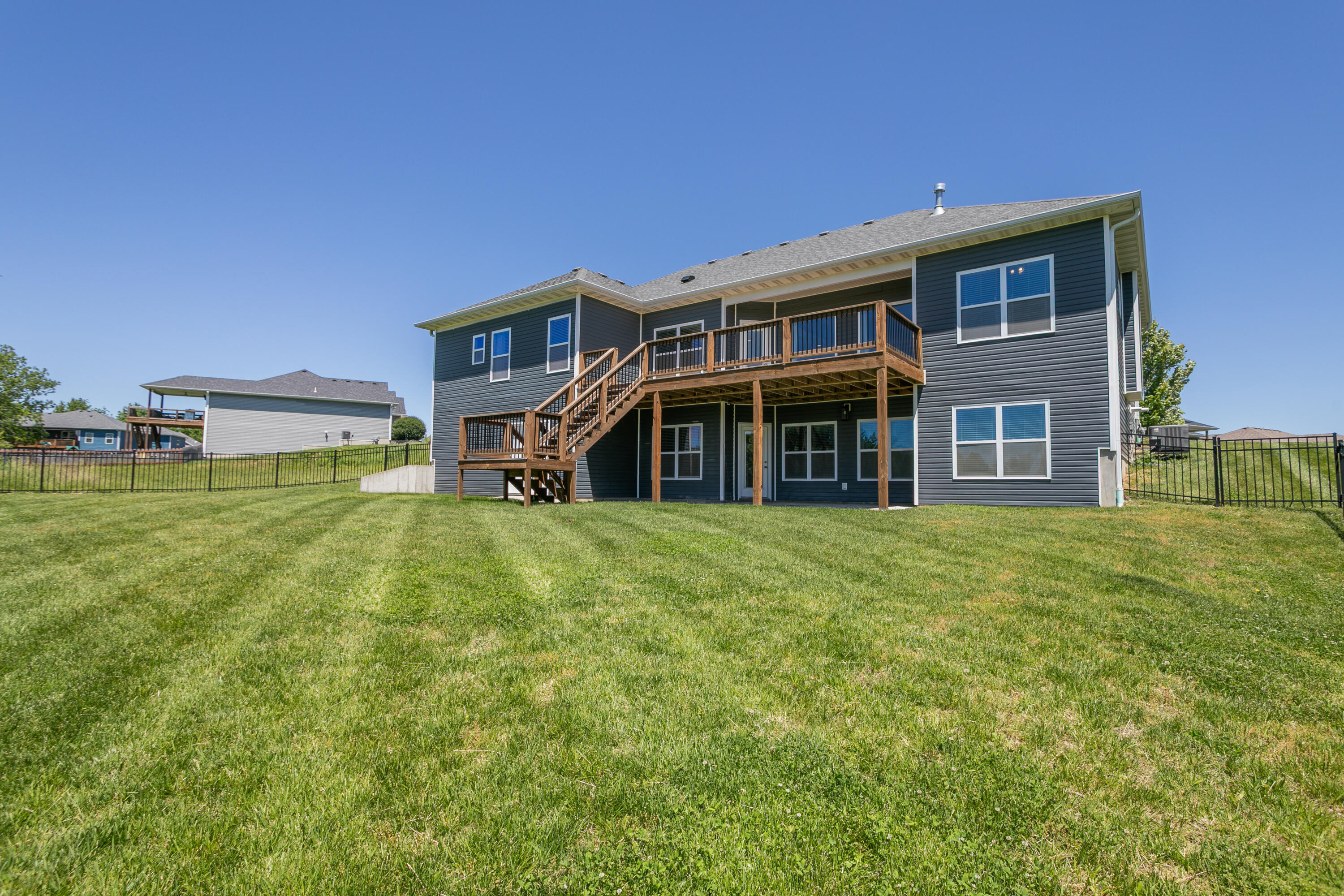 16155 Kingfisher Dr Property Photo 44