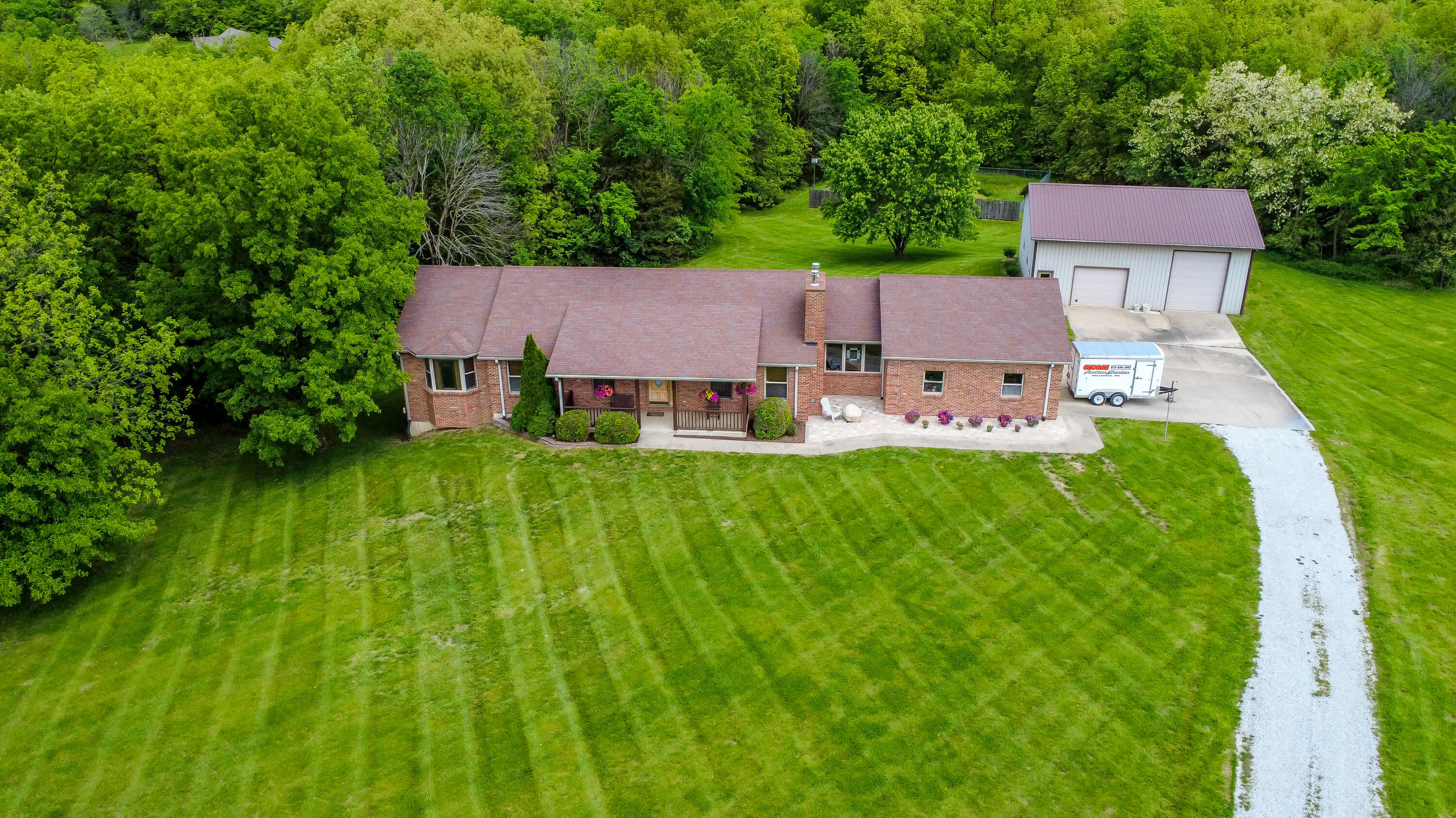 1820 N Hemlock Ridge Rd Property Photo 1