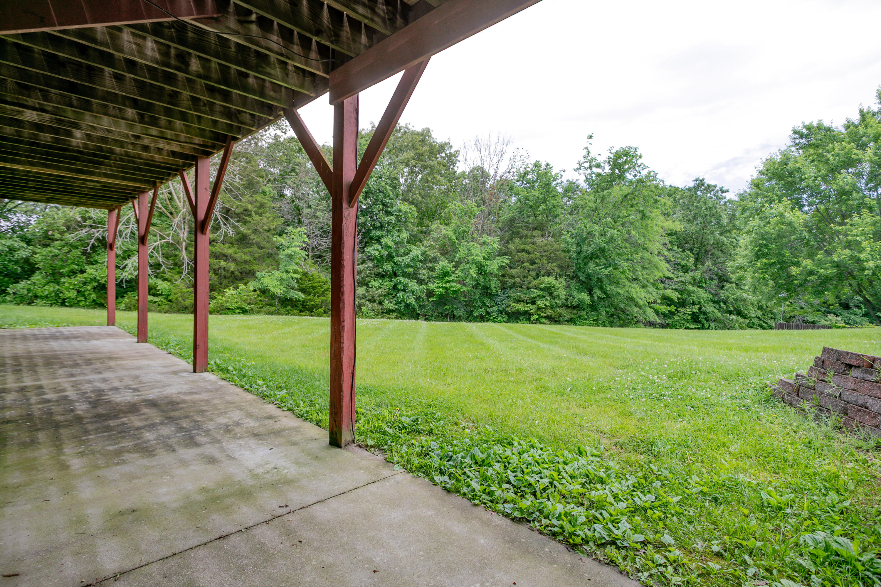 1820 N Hemlock Ridge Rd Property Photo 38