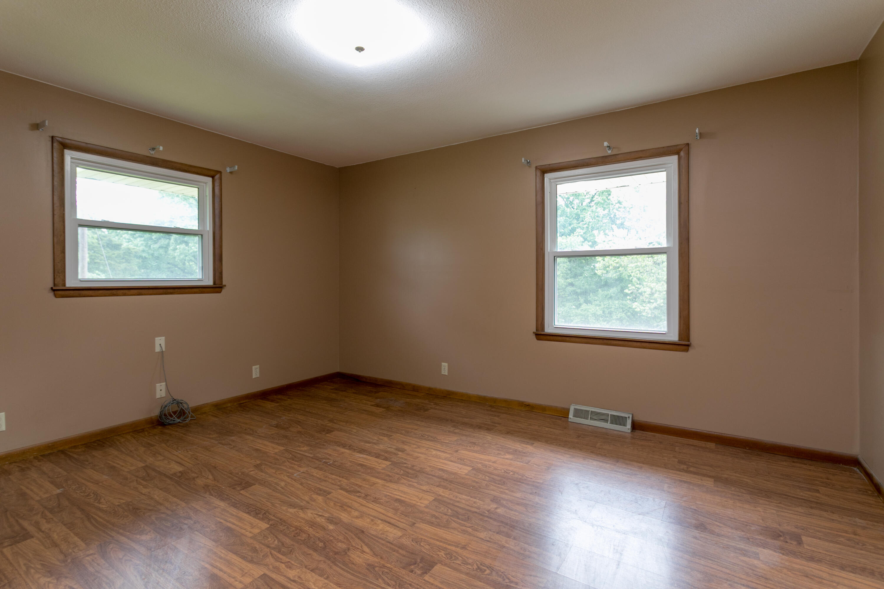 1804 N Pin Oak Blvd Property Photo 8