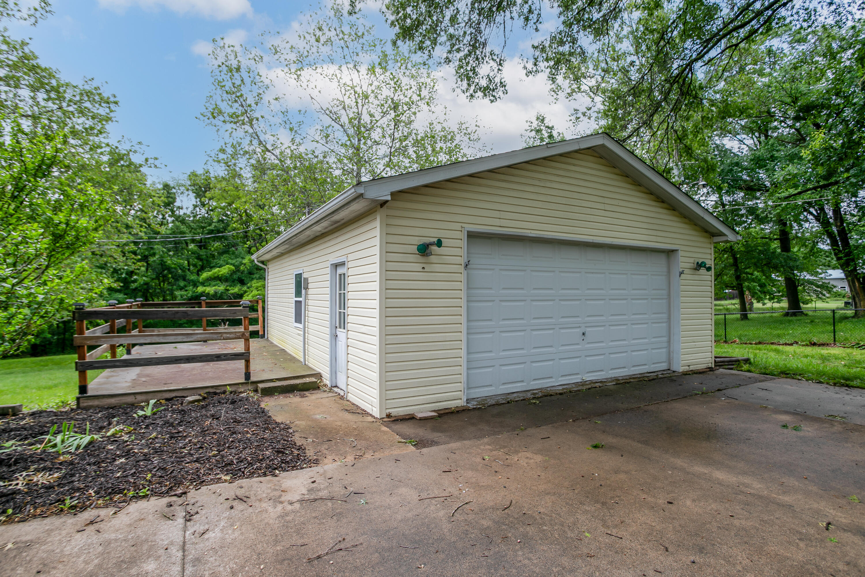 1804 N Pin Oak Blvd Property Photo 20