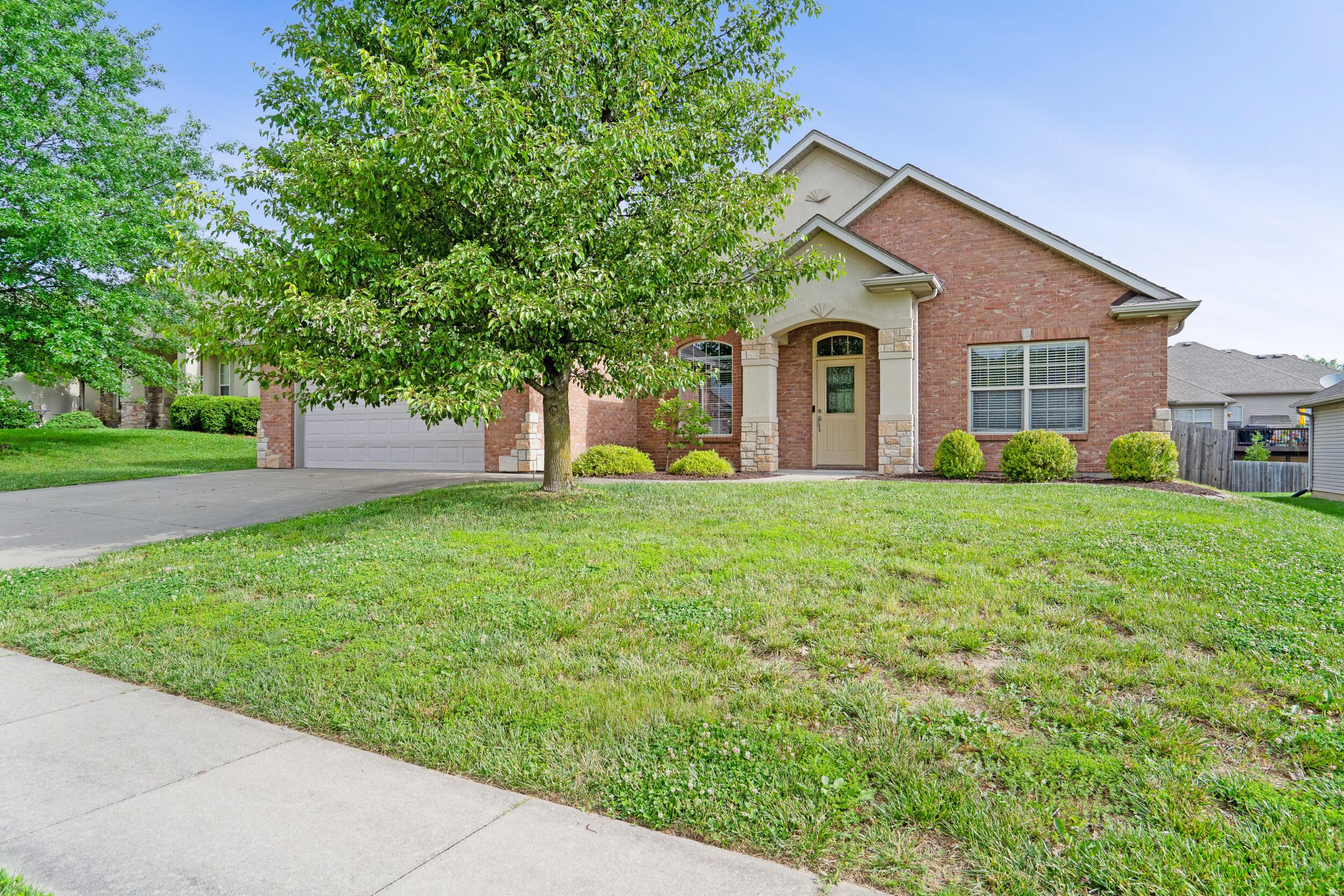 4803 CEDAR COALS CT Property Photo 1