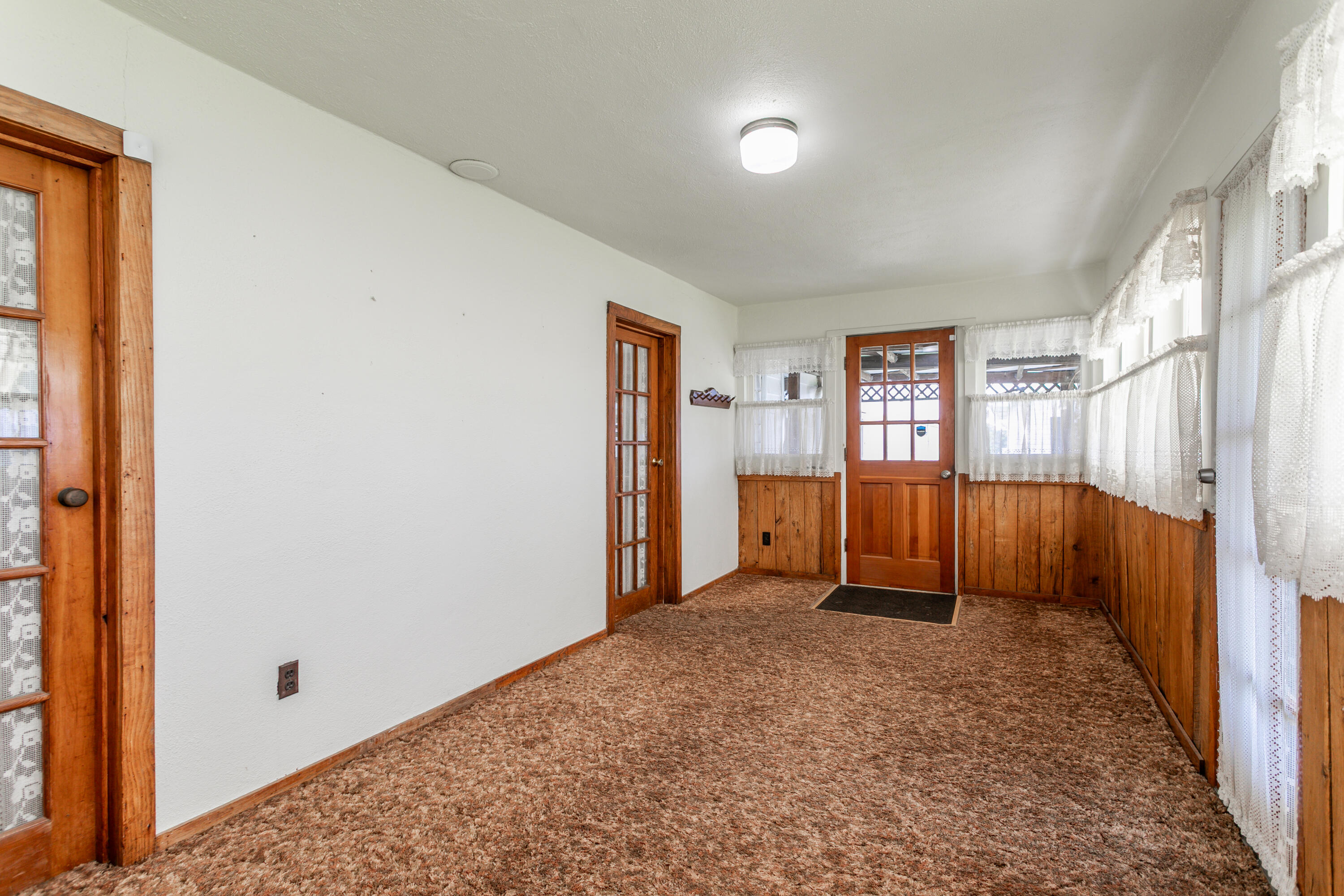 9860 N Route B Property Photo 11
