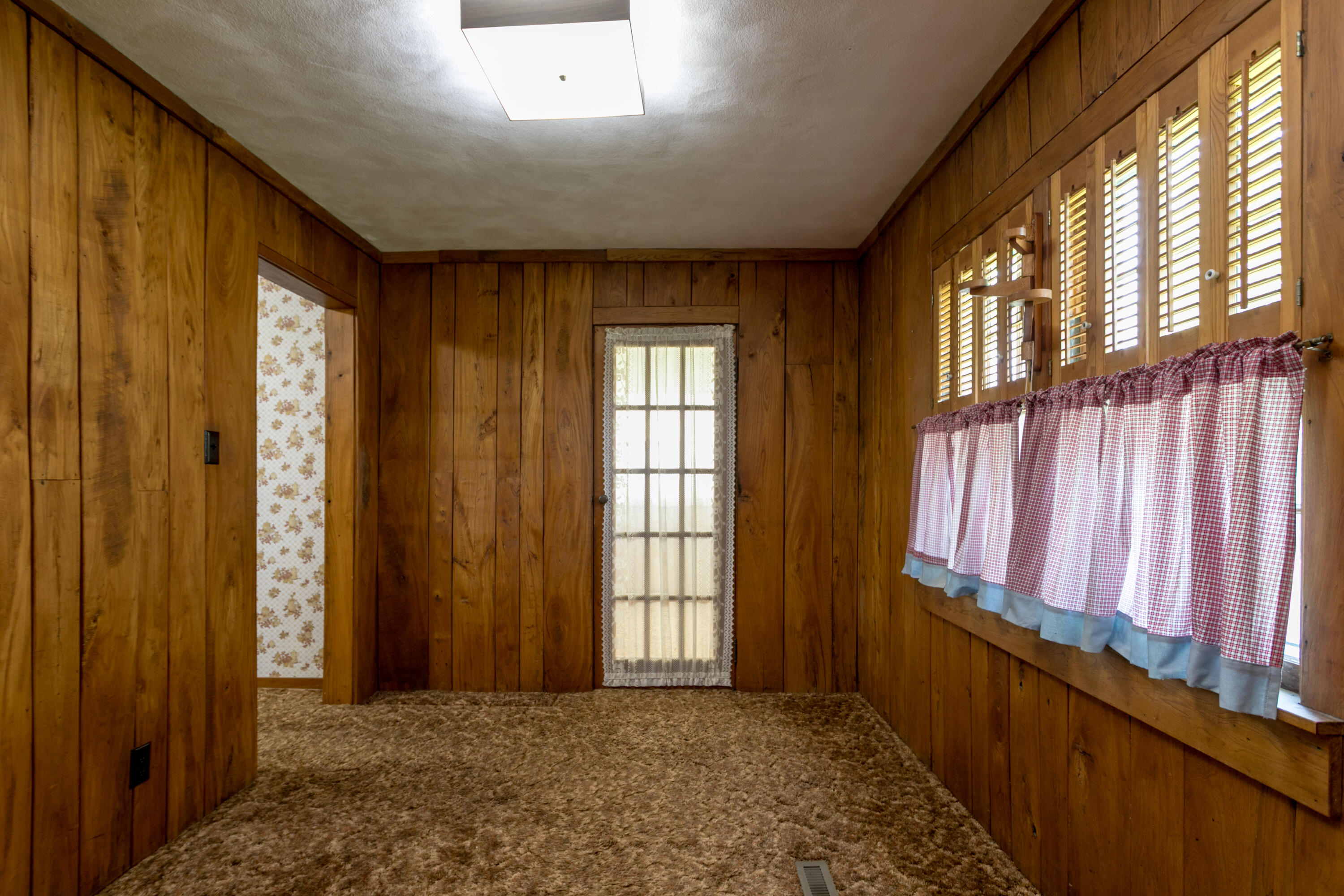 9860 N Route B Property Photo 23