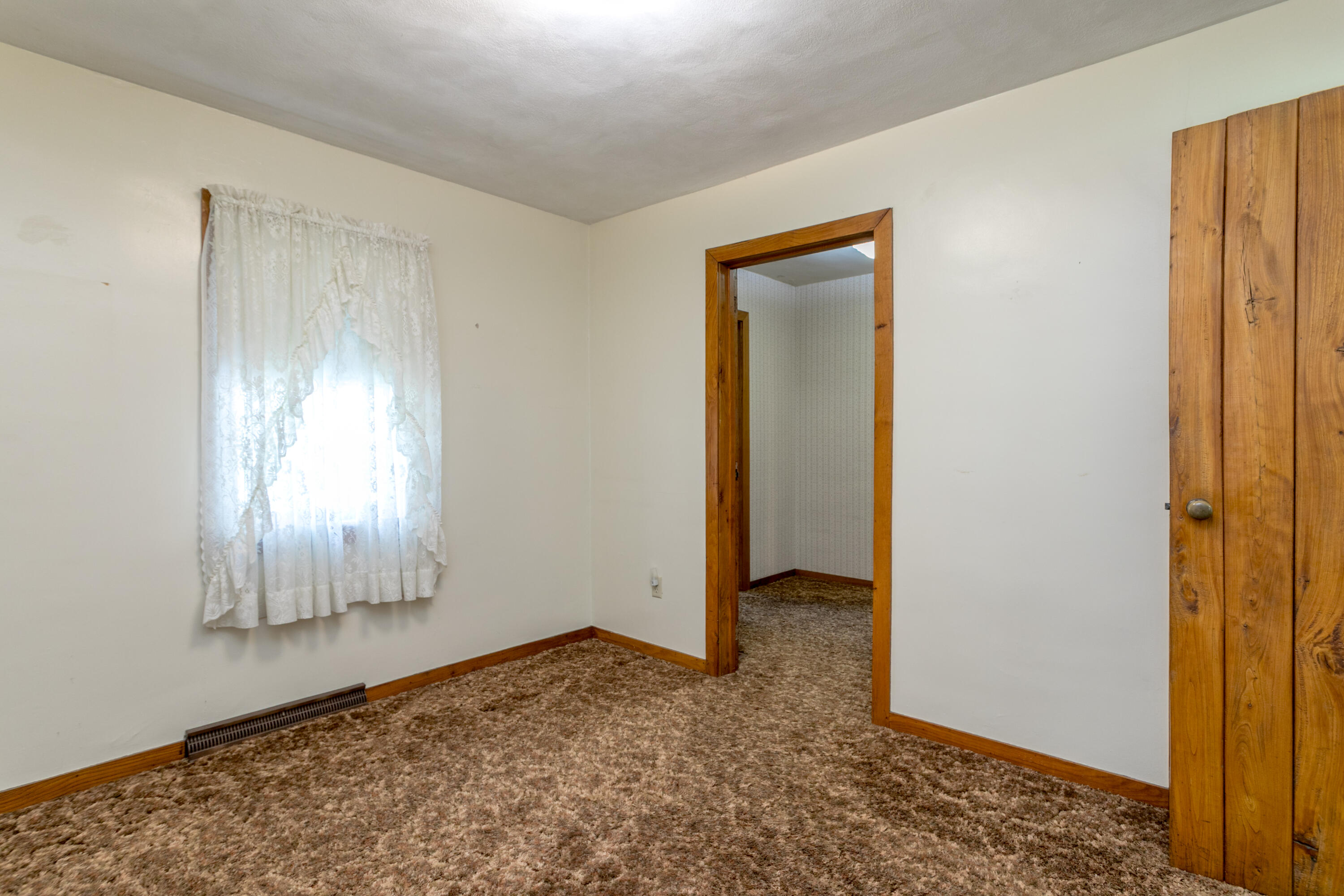 9860 N Route B Property Photo 27