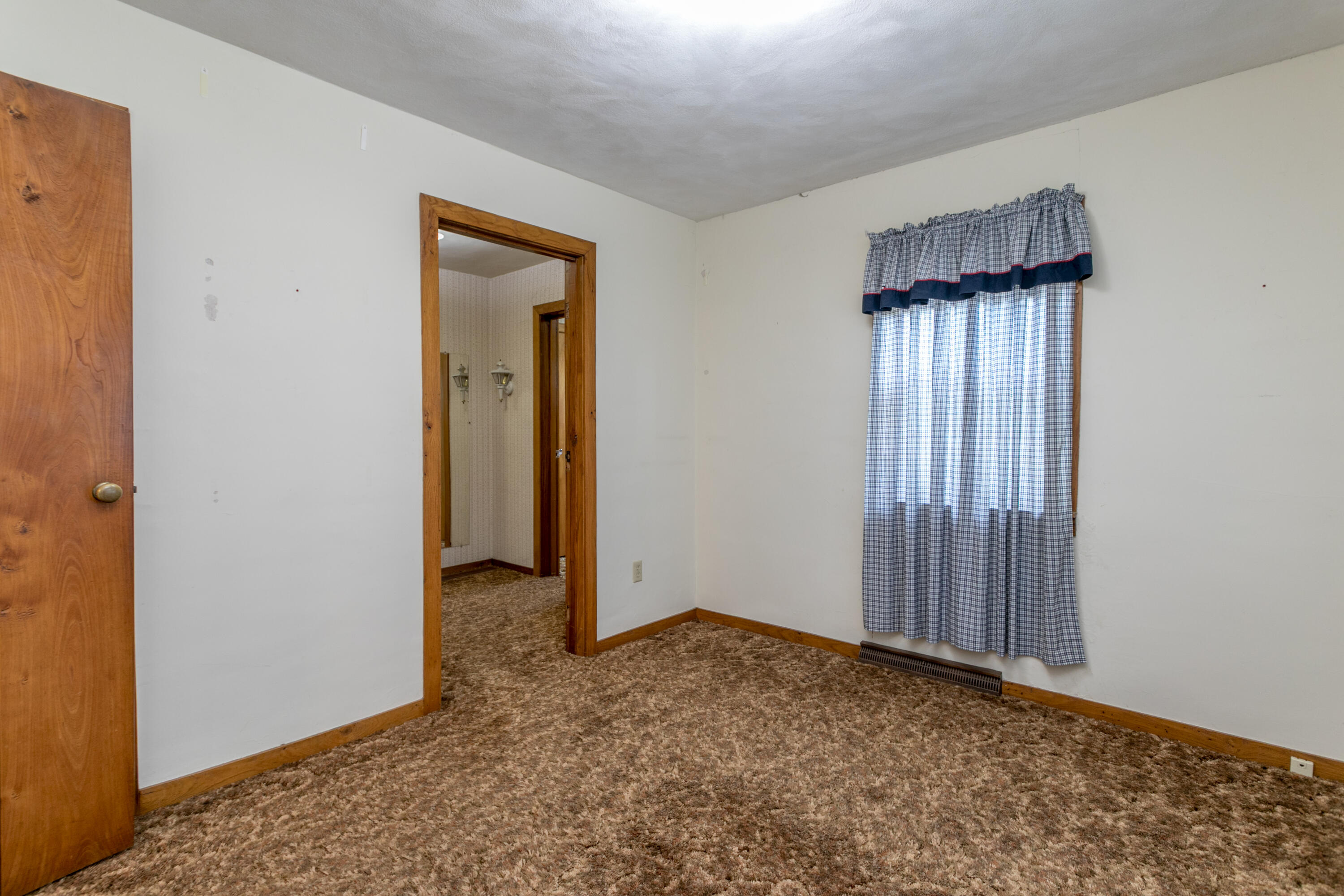 9860 N Route B Property Photo 32