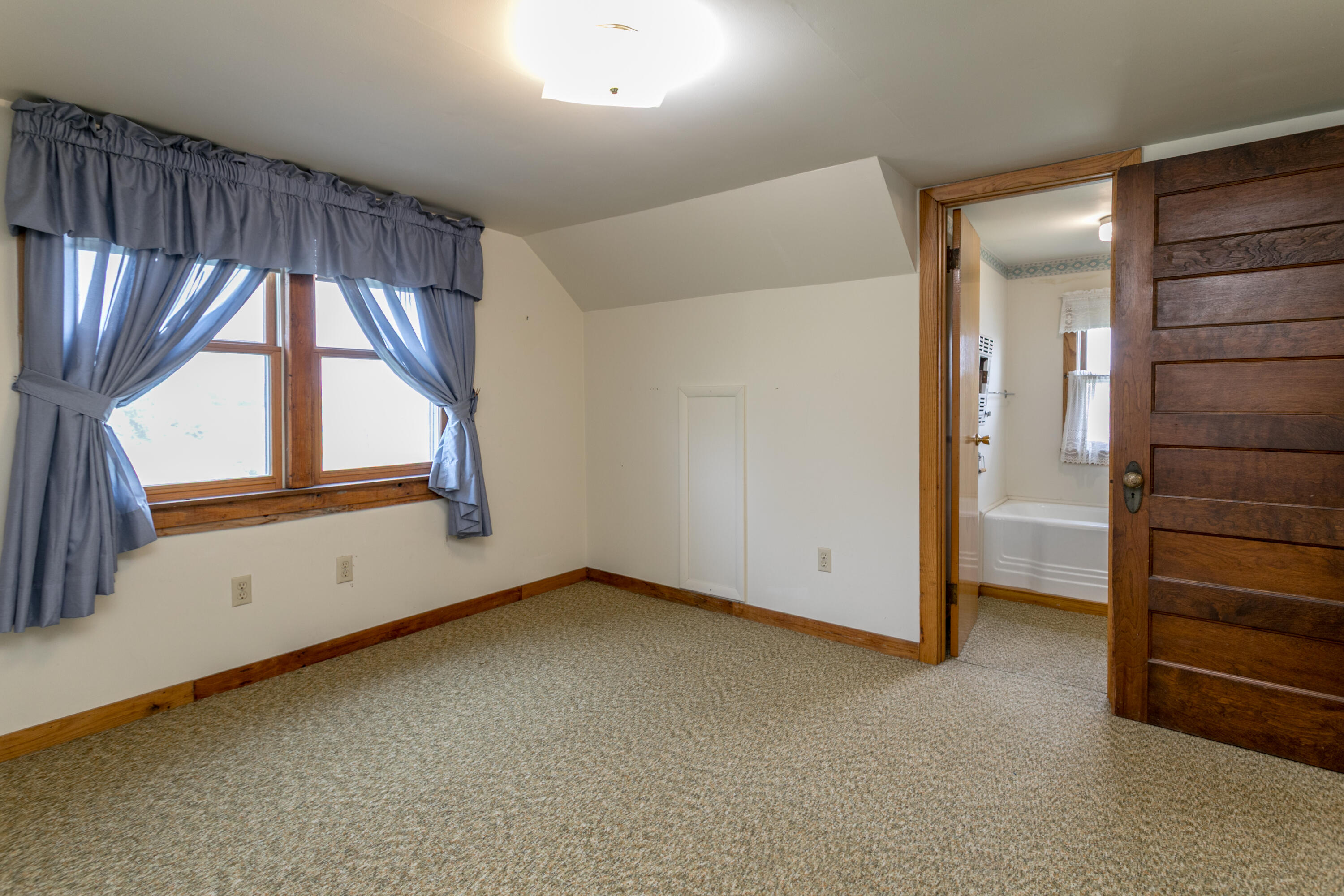 9860 N Route B Property Photo 37