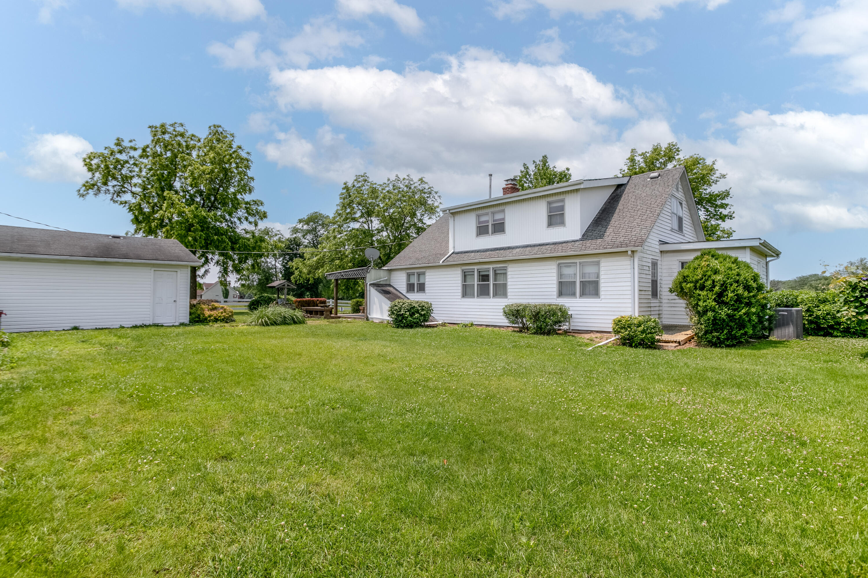 9860 N Route B Property Photo 40