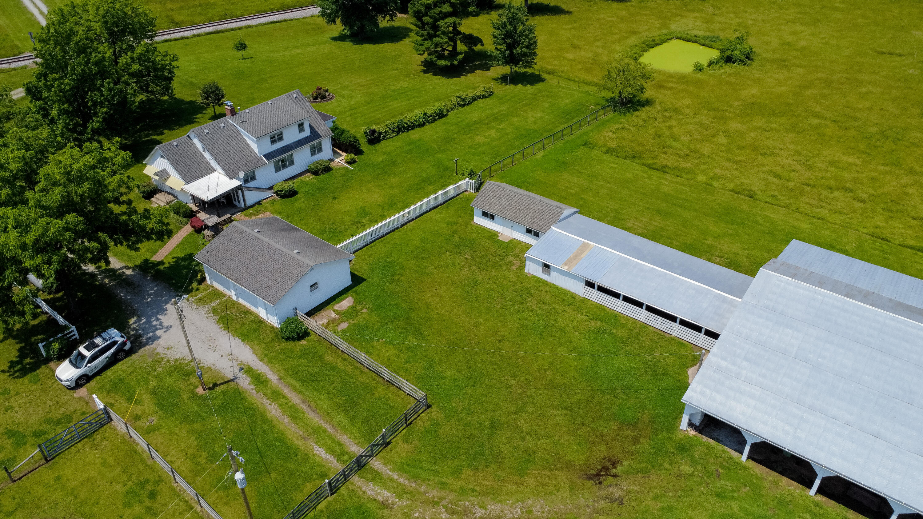 9860 N Route B Property Photo 54