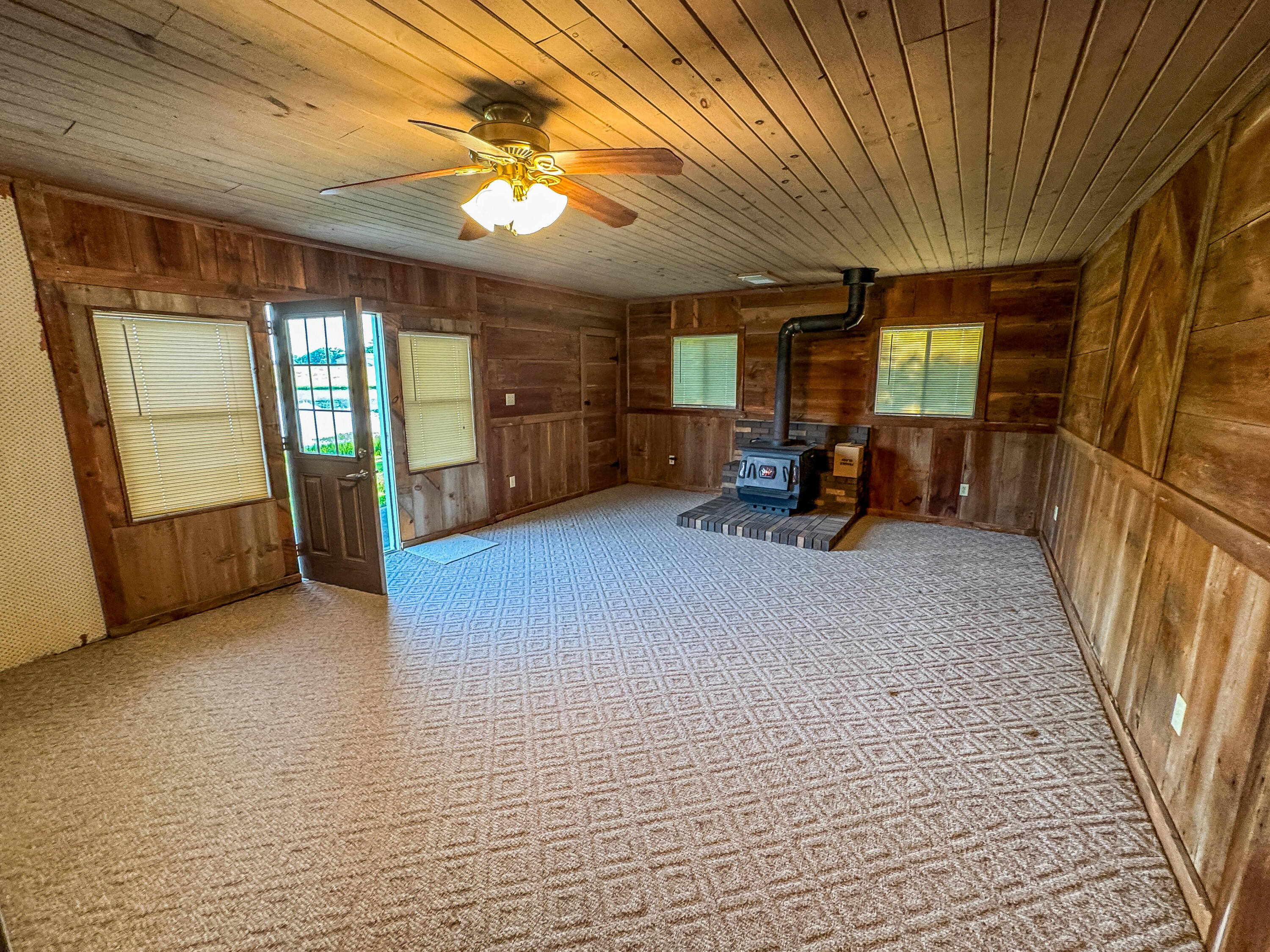 9860 N Route B Property Photo 86