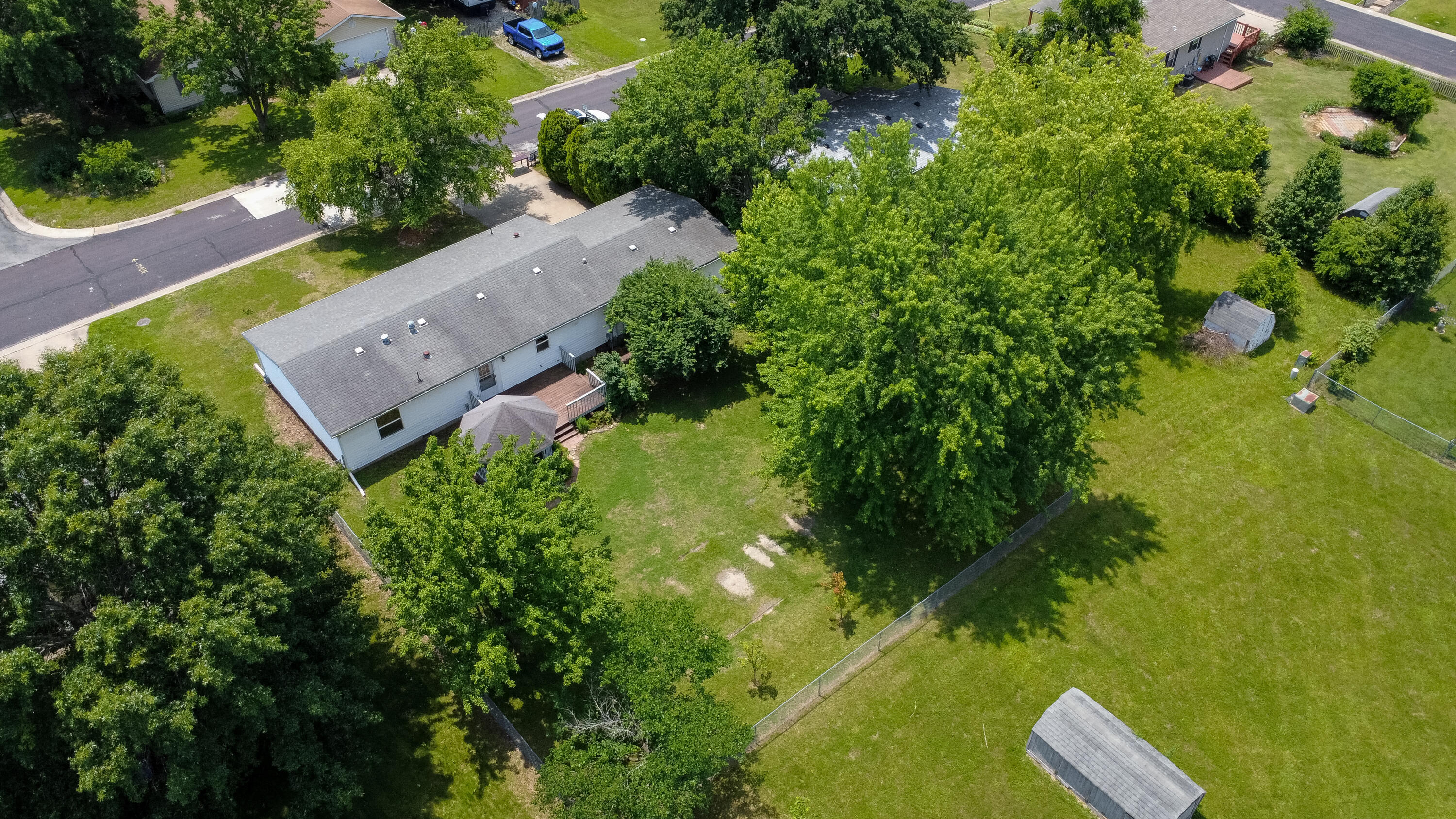 961 E Shalimar Dr Property Photo 26