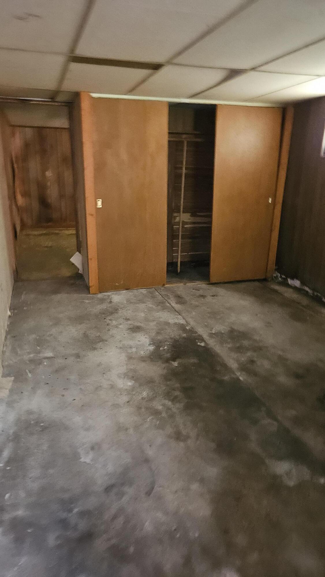 809 E Love St Property Photo 16