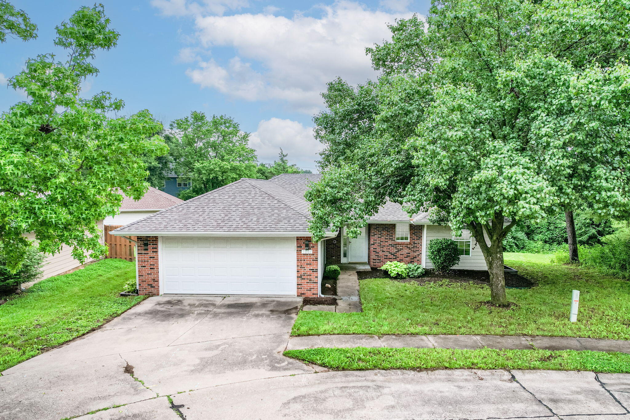 3804 LARKSPUR CT Property Photo 1