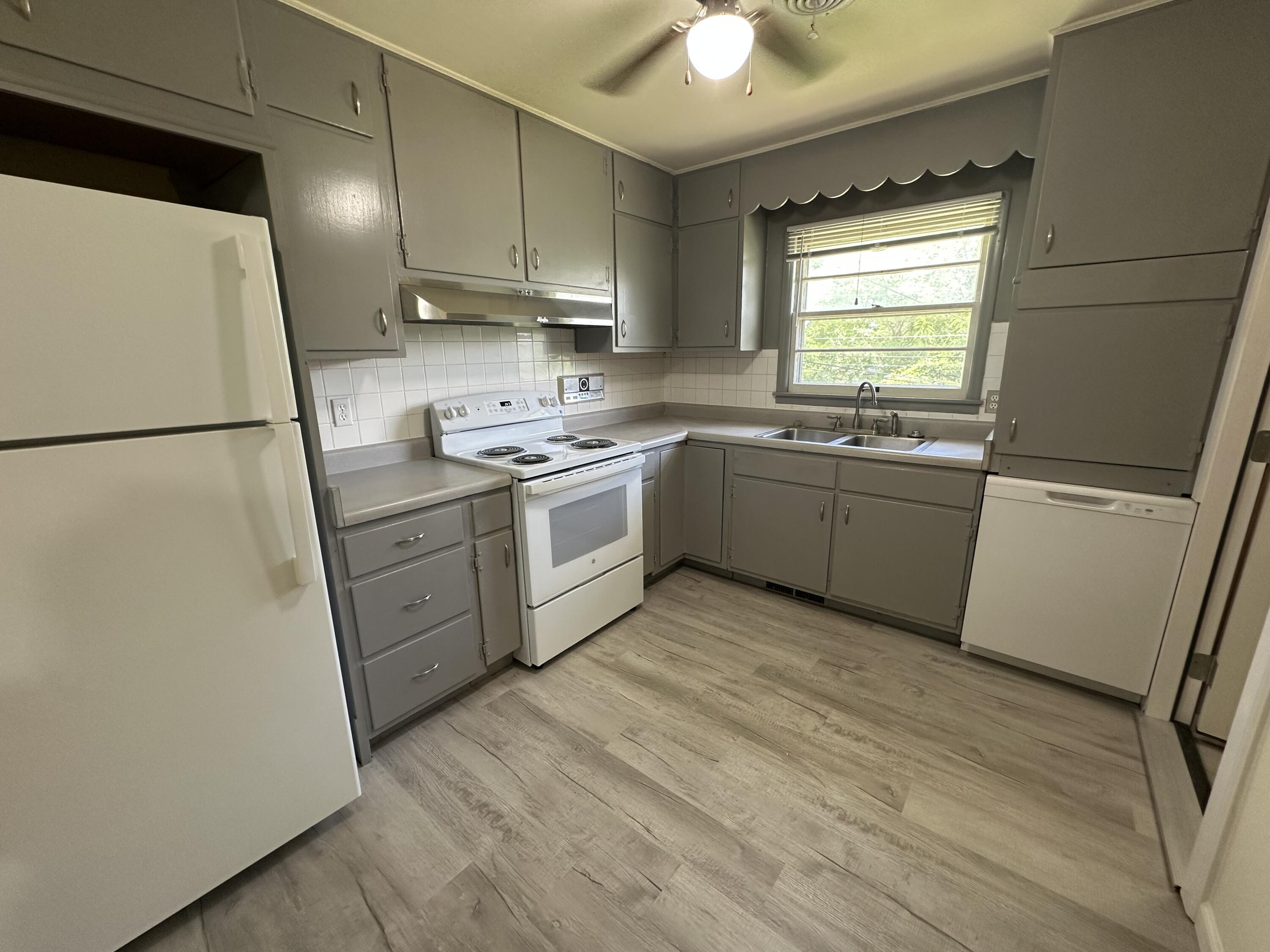 308-310 LOCH LN, Columbia, MO 65203 | MLS#: 427864