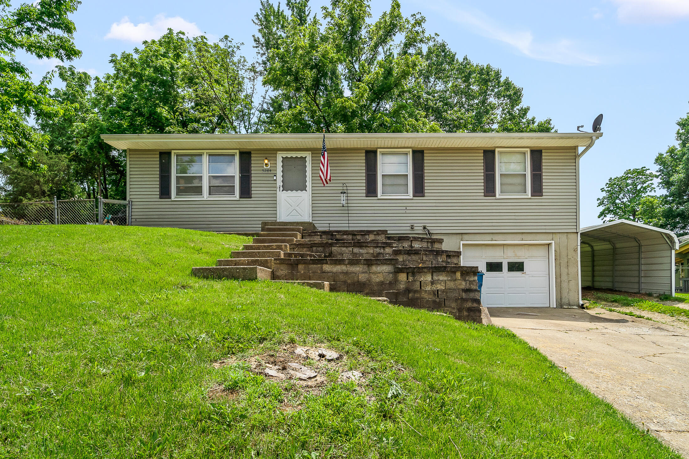 5284 Veil Of Tears Dr Property Photo 1