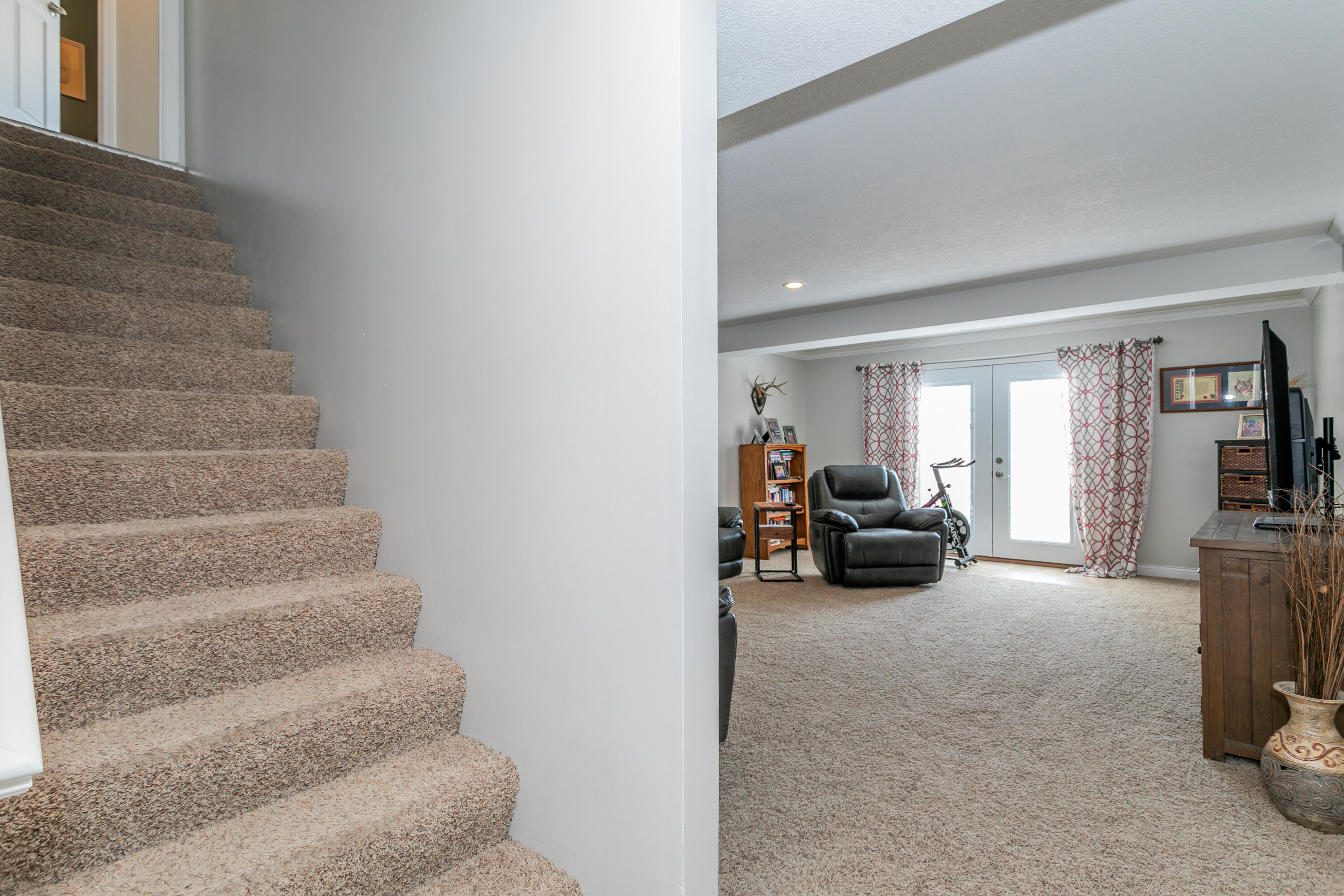 3202 S Rodeo Dr Property Photo 33