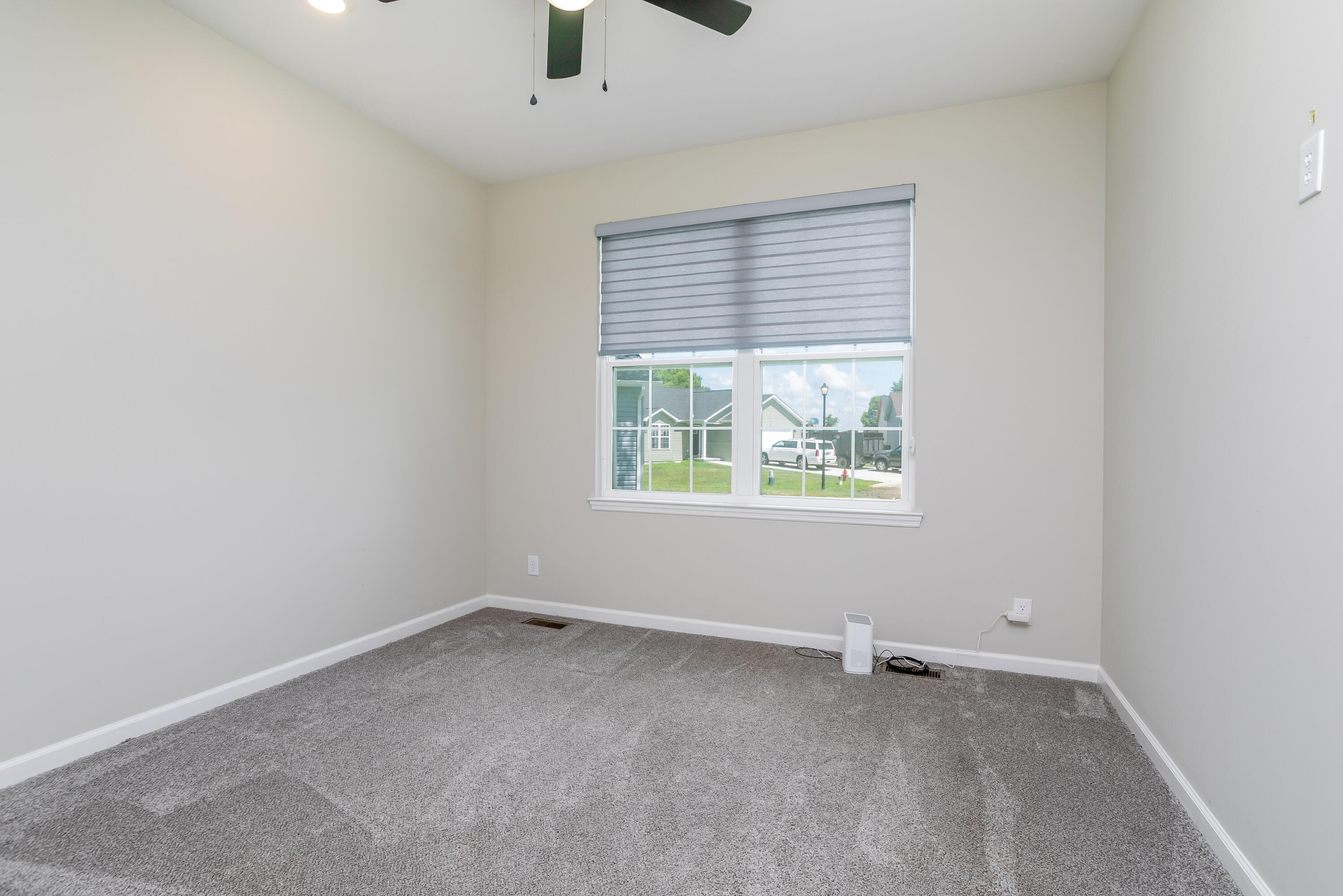 5 Redbud Cir Property Photo 18