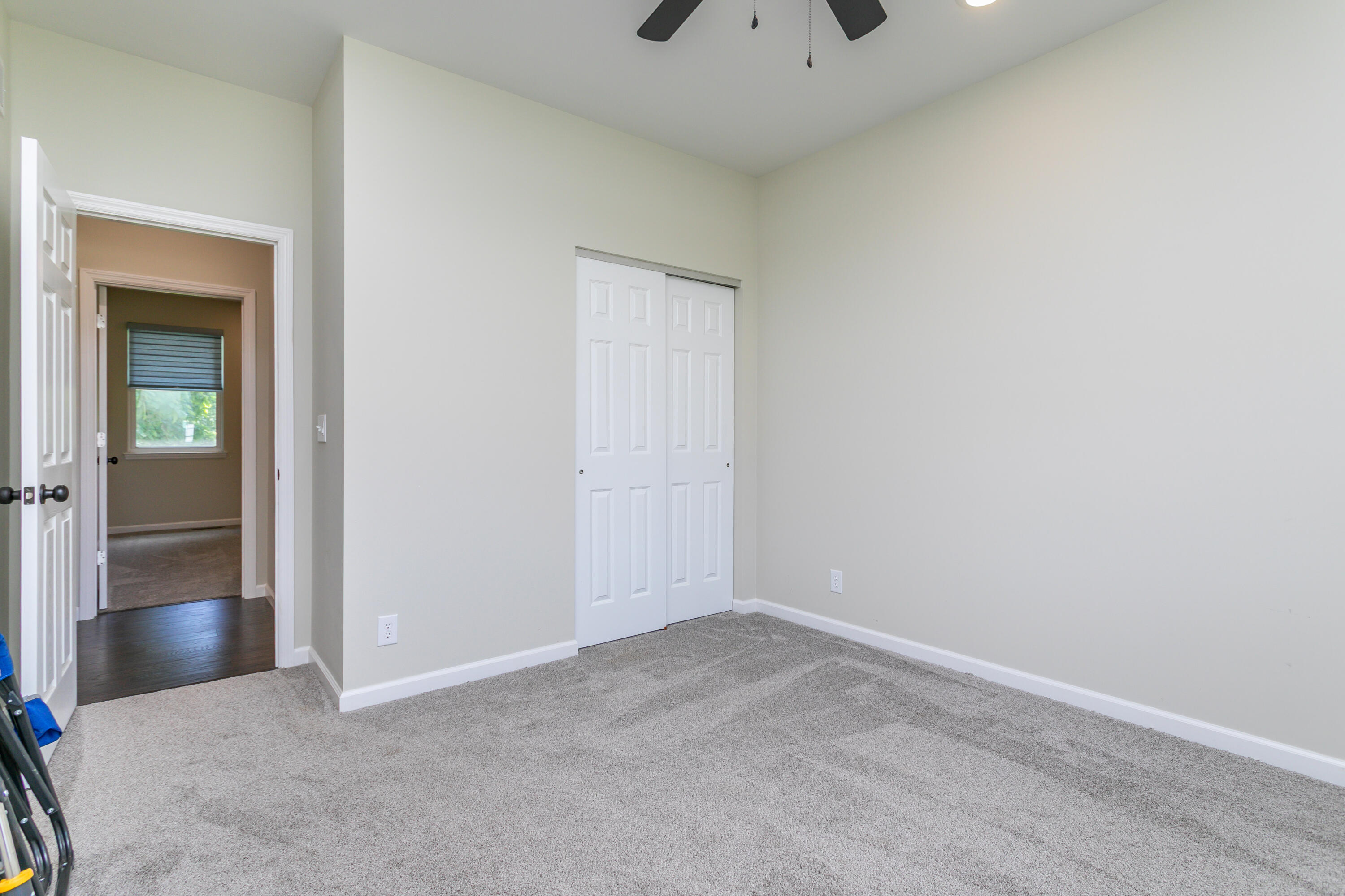 5 Redbud Cir Property Photo 19