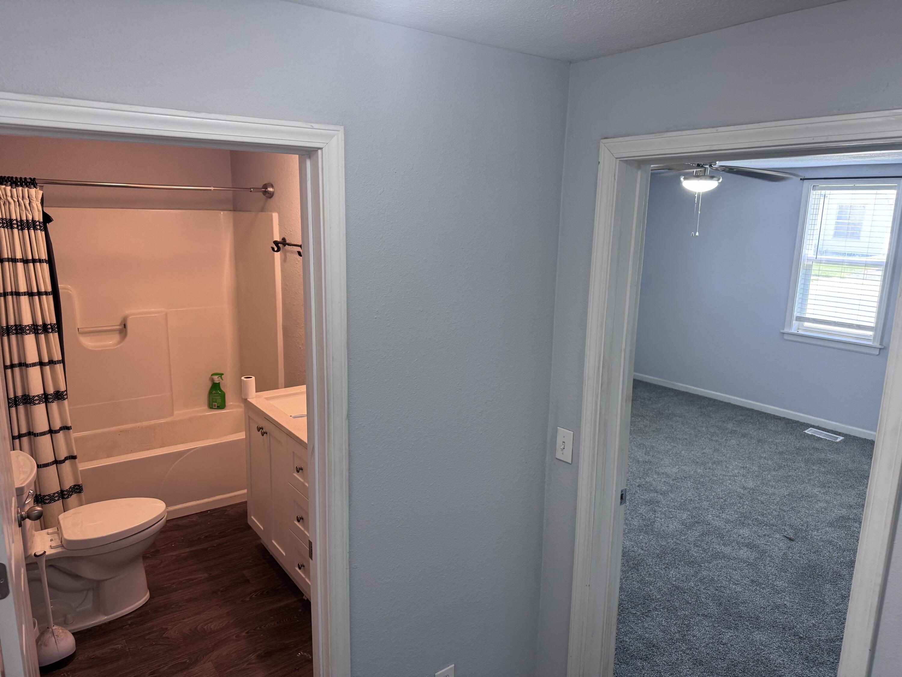 809 S 4th St Property Photo 9