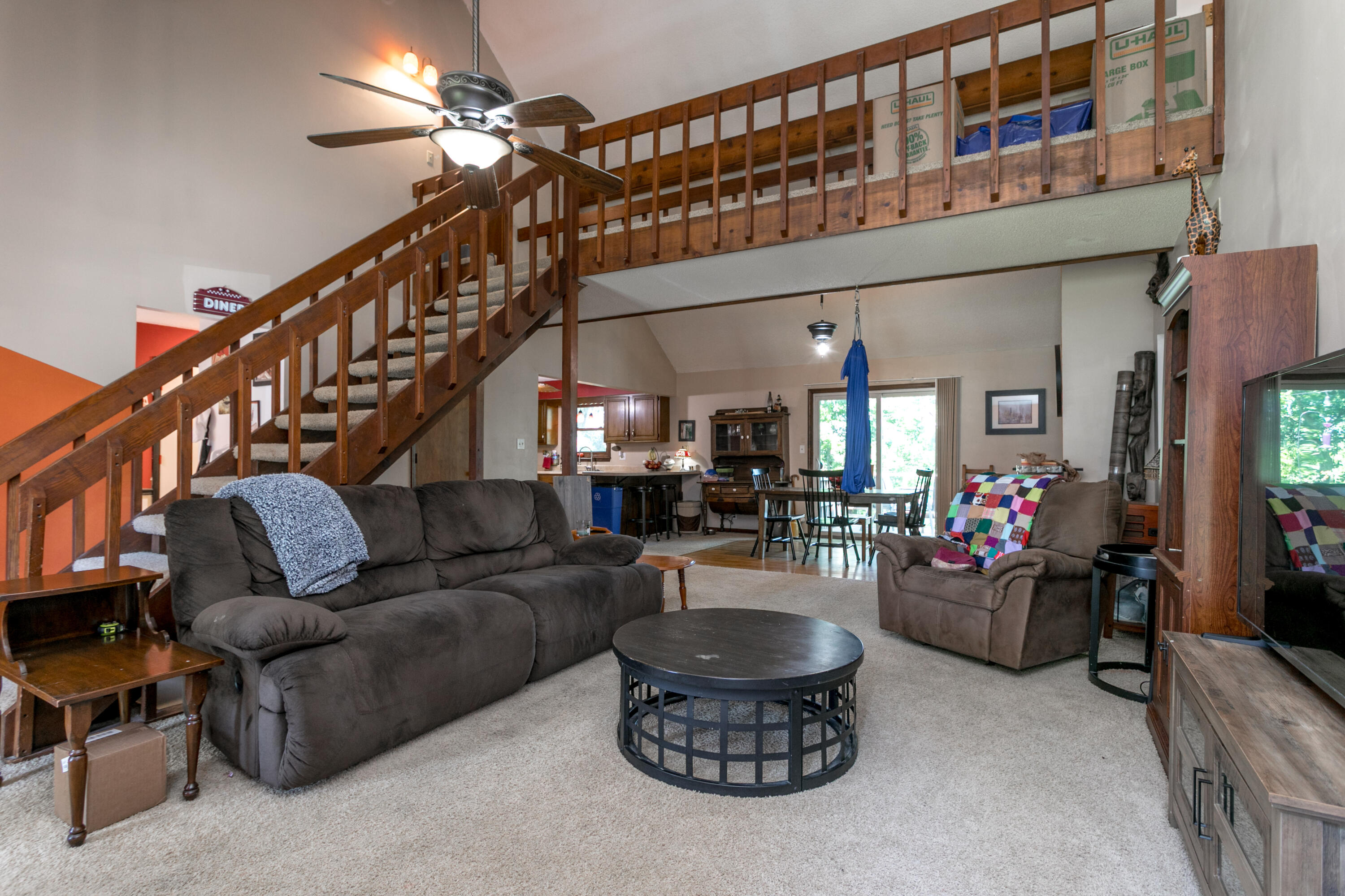 1709 Blue Ridge Rd Property Photo 3