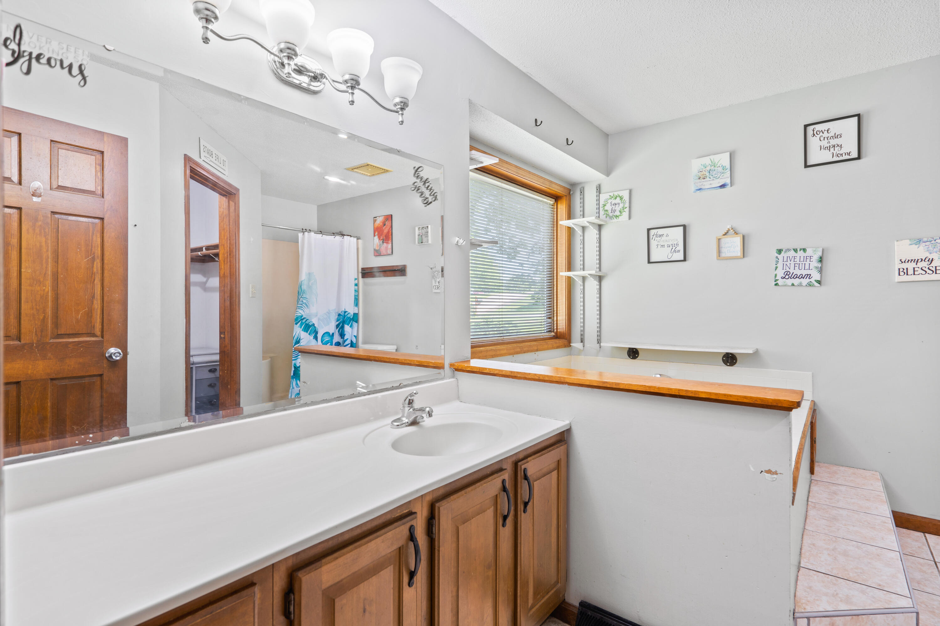 1809 Blue Ridge Rd Property Photo 16
