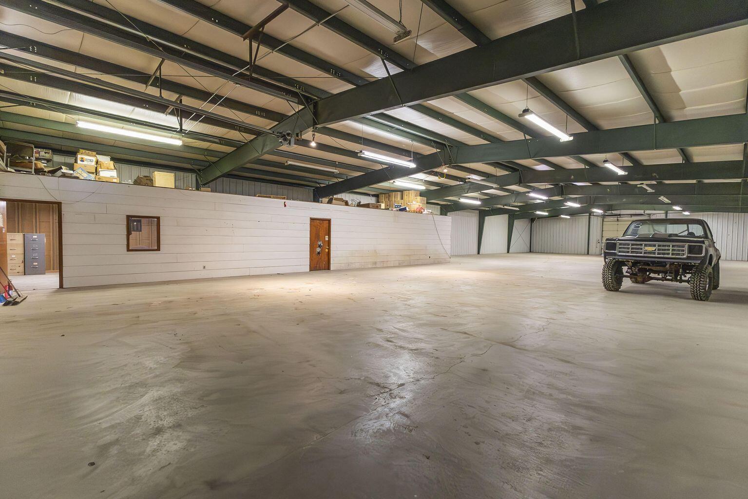 1839 E Highway 24 Property Photo 12
