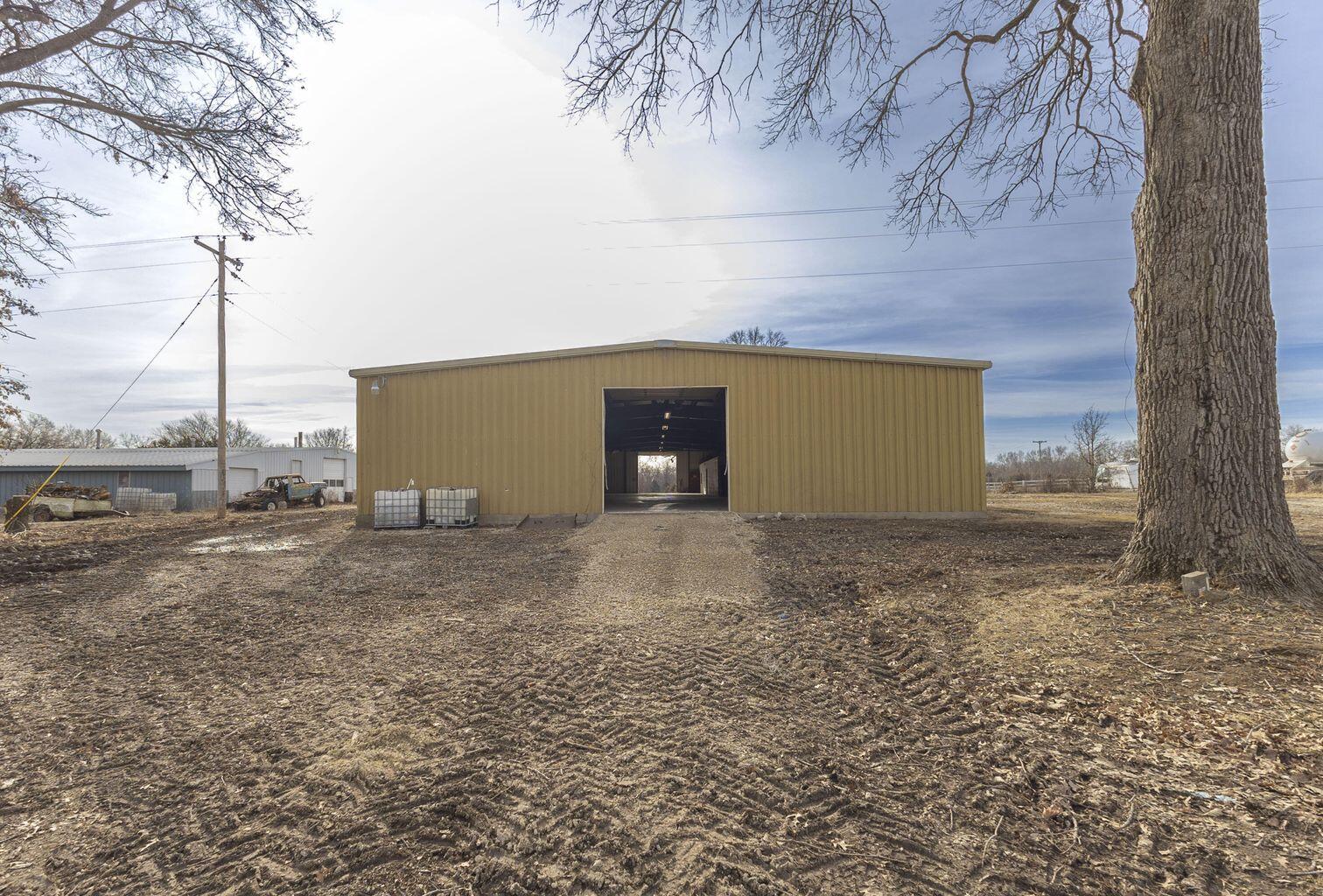 1839 E Highway 24 Property Photo 16