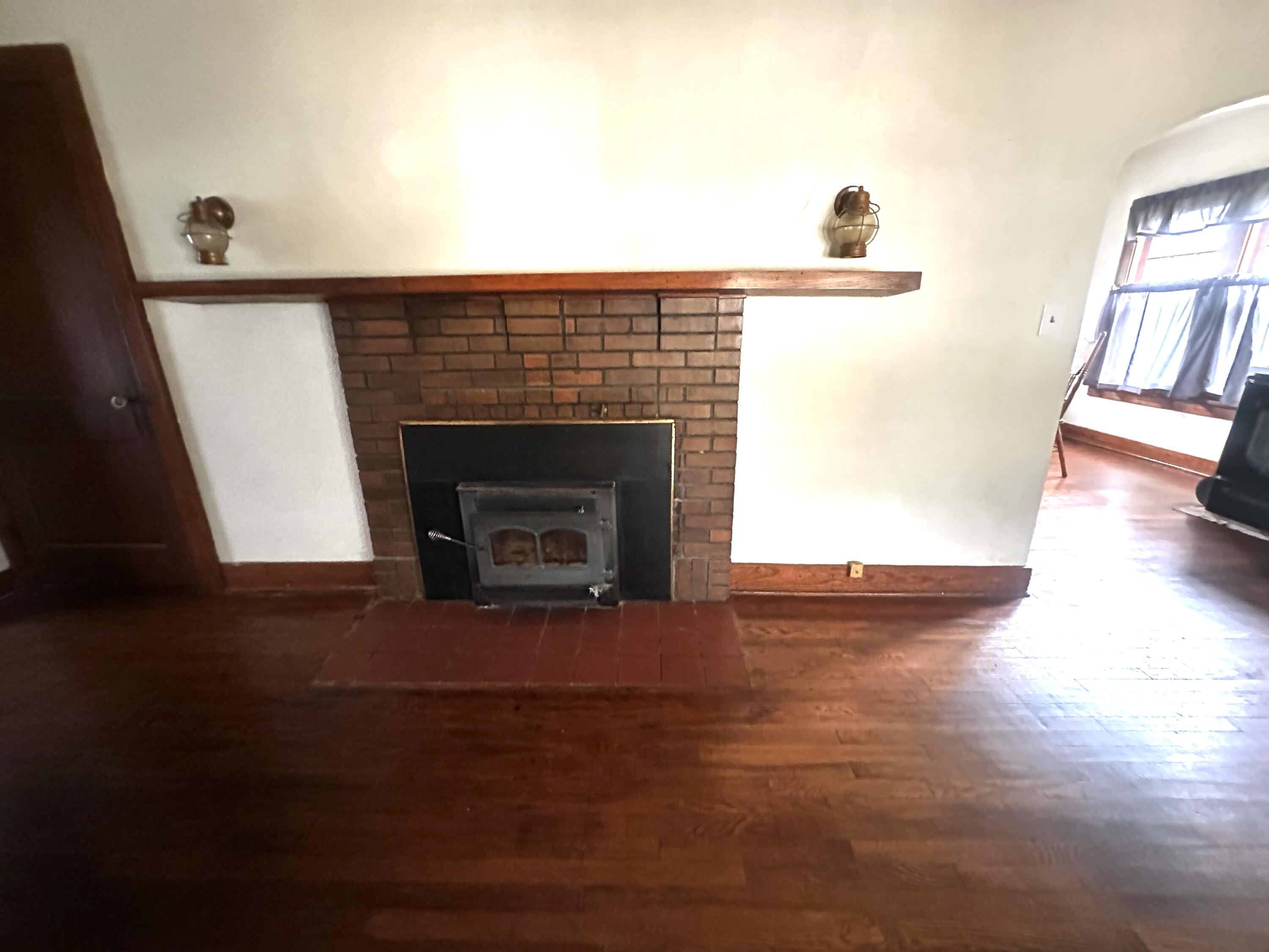 606 N Washington St Property Photo 10