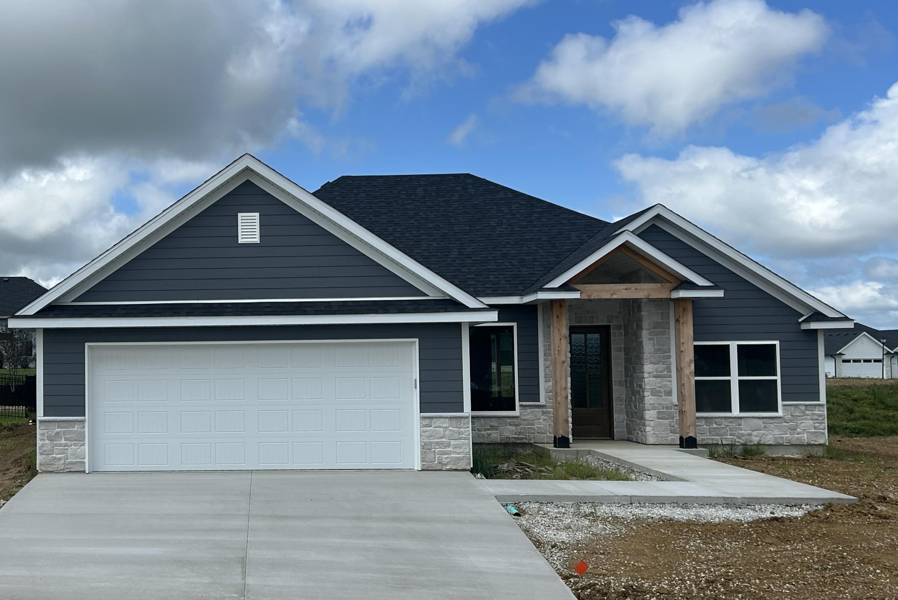 913 Spyglass Ct Property Photo 1
