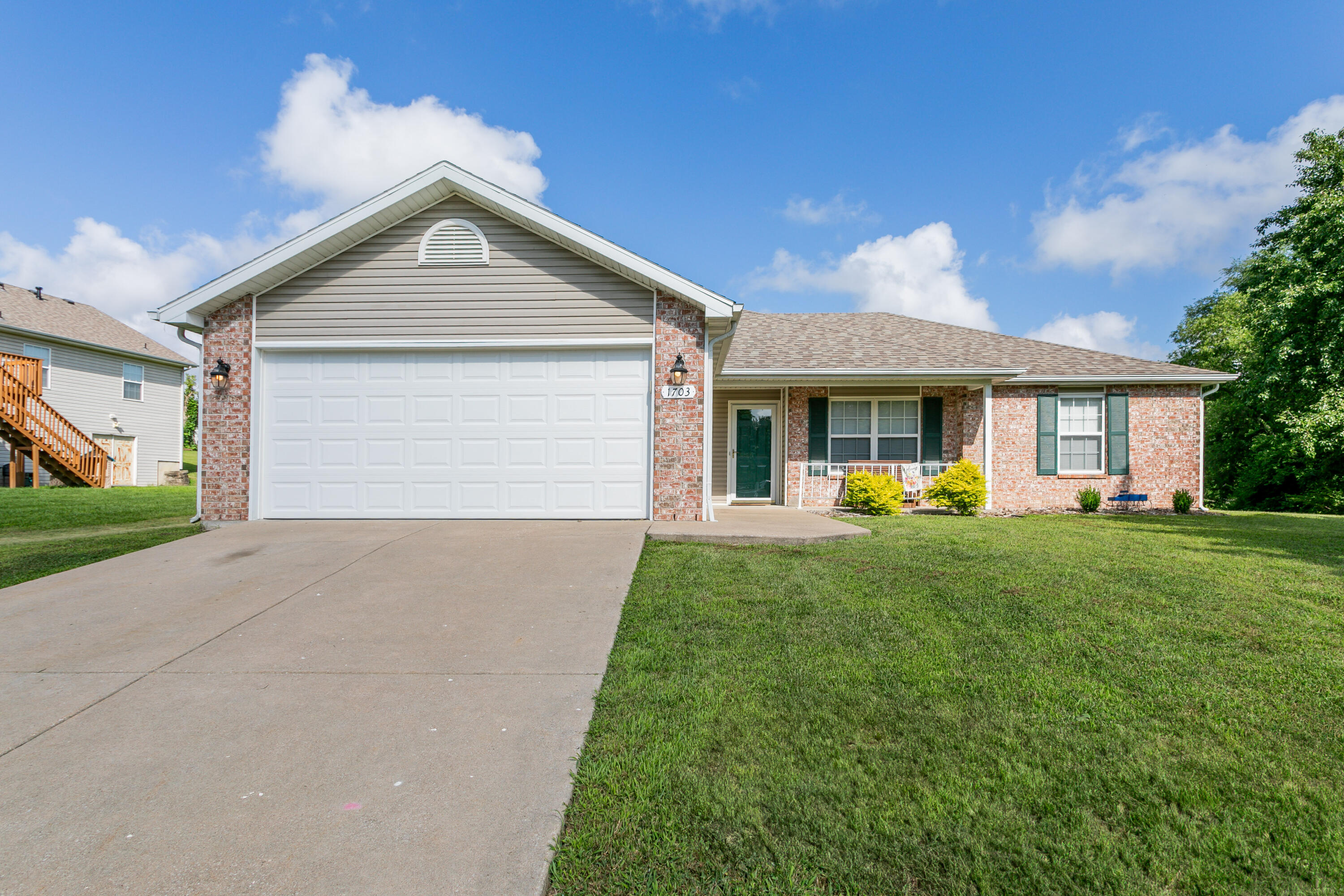 1703 Osage Dr Property Photo 1