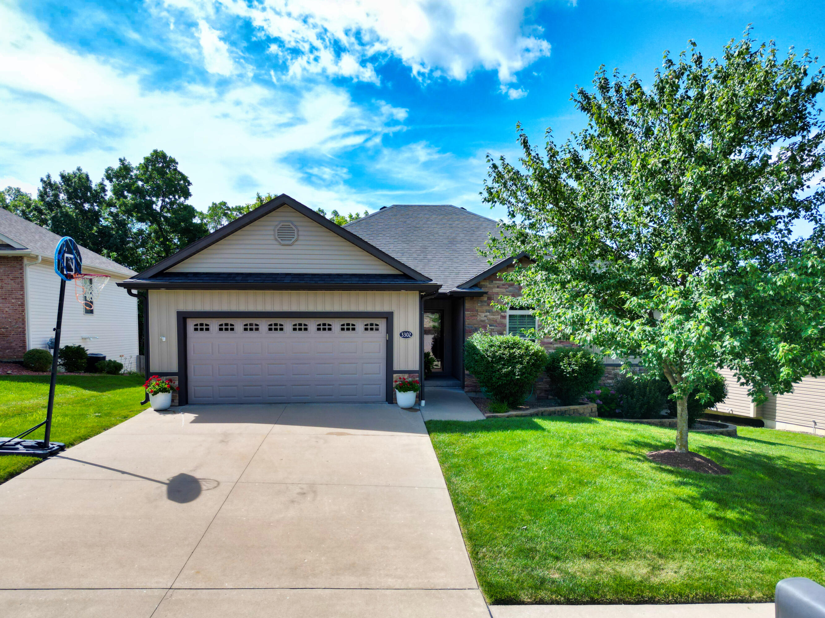 3302 GRANITE CREEK DR Property Photo 1