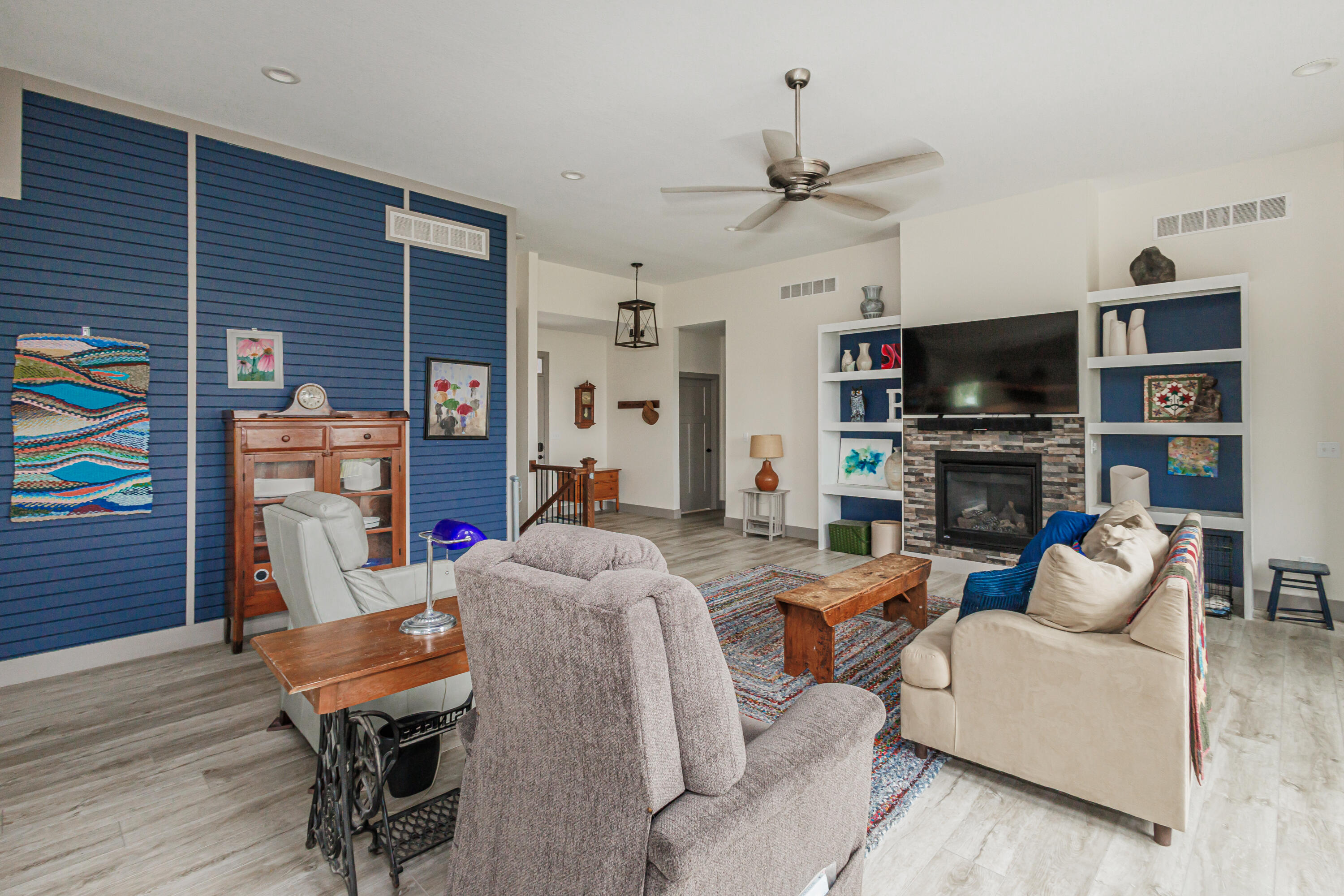 16250 S Old Hwy 63 Property Photo 6