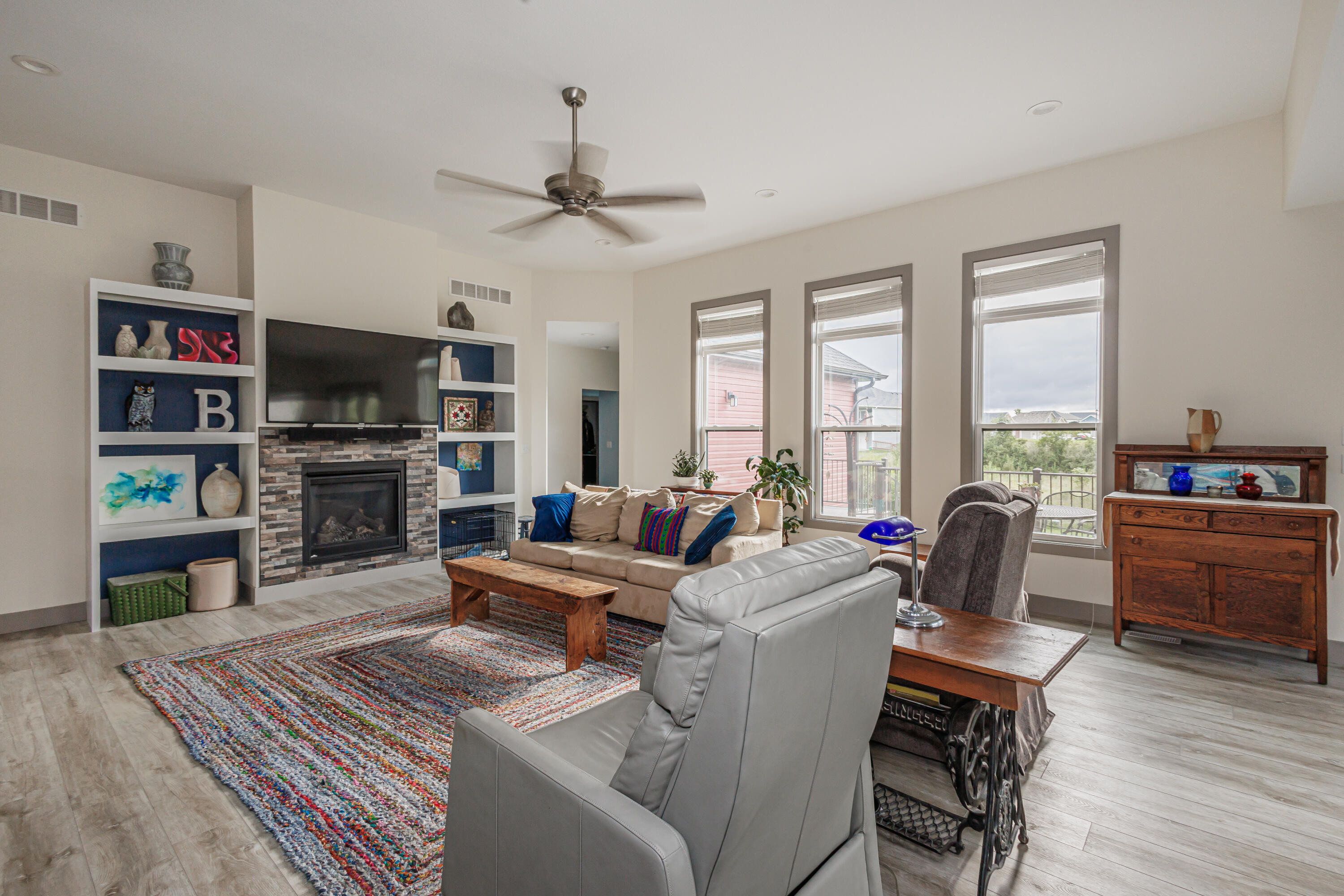 16250 S Old Hwy 63 Property Photo 9