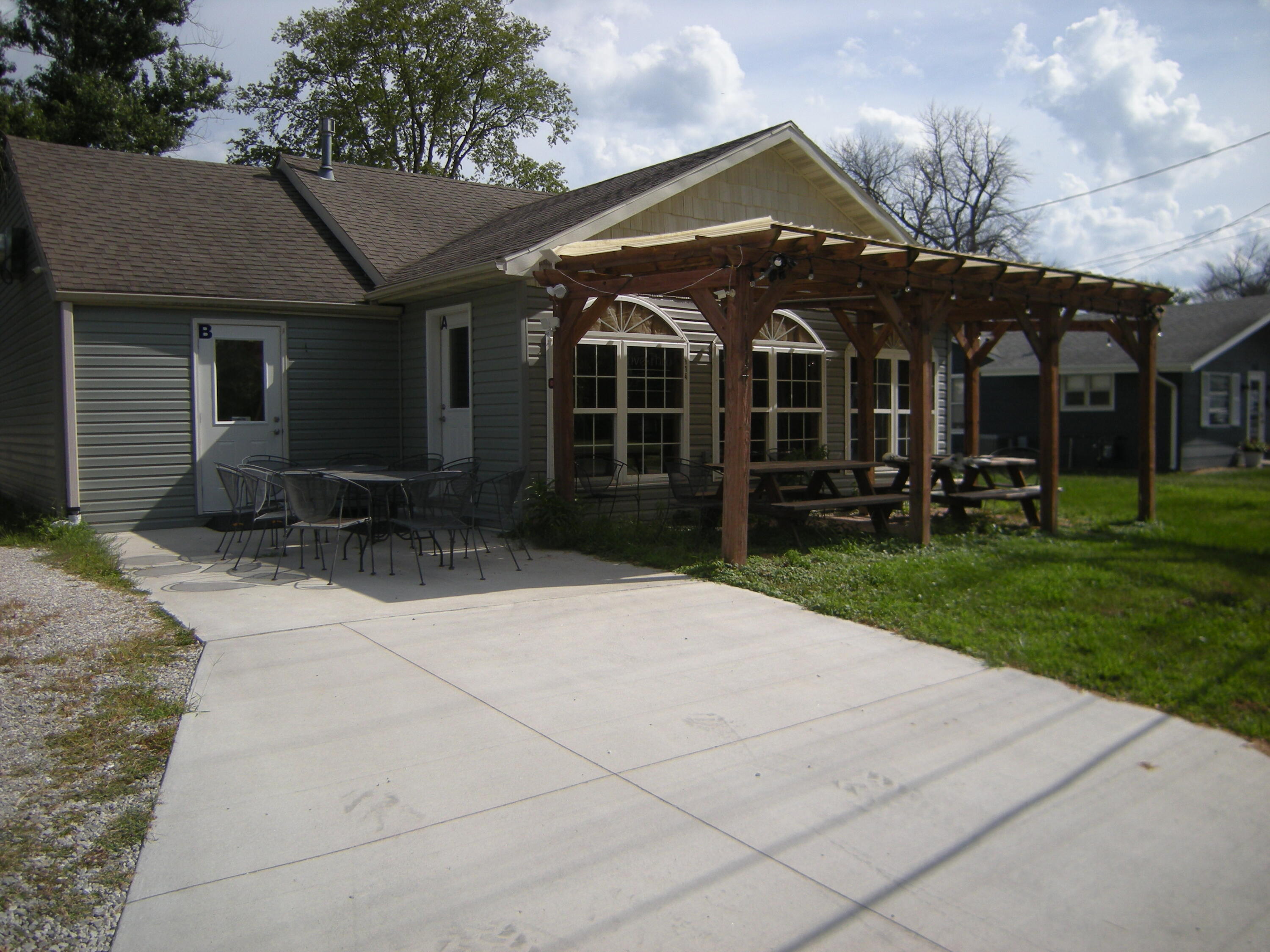 114 E 124 Property Photo 1