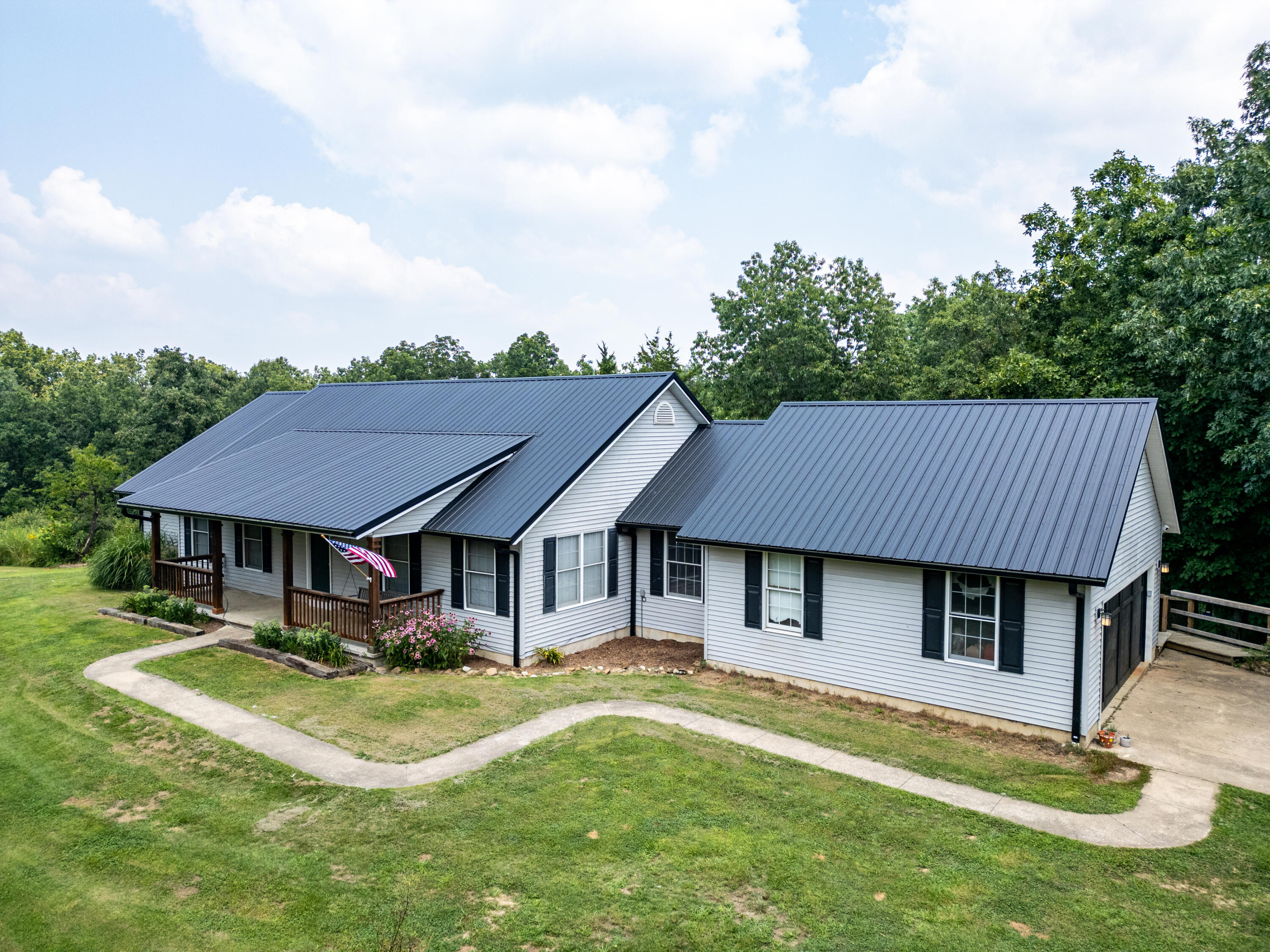 6801 W Bruce Ln Property Photo 1