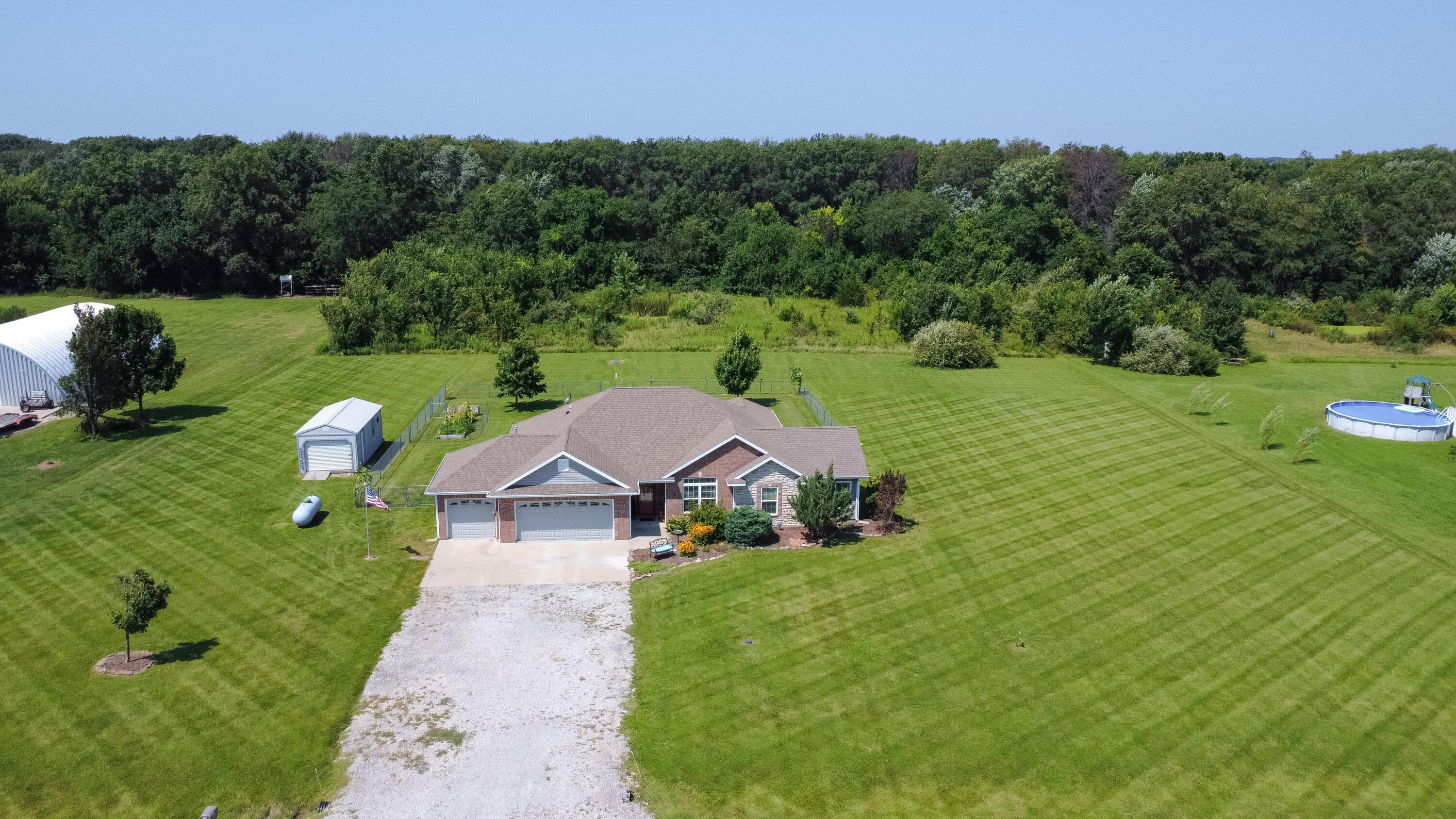 6635 Audrain Road 111 Property Photo 1