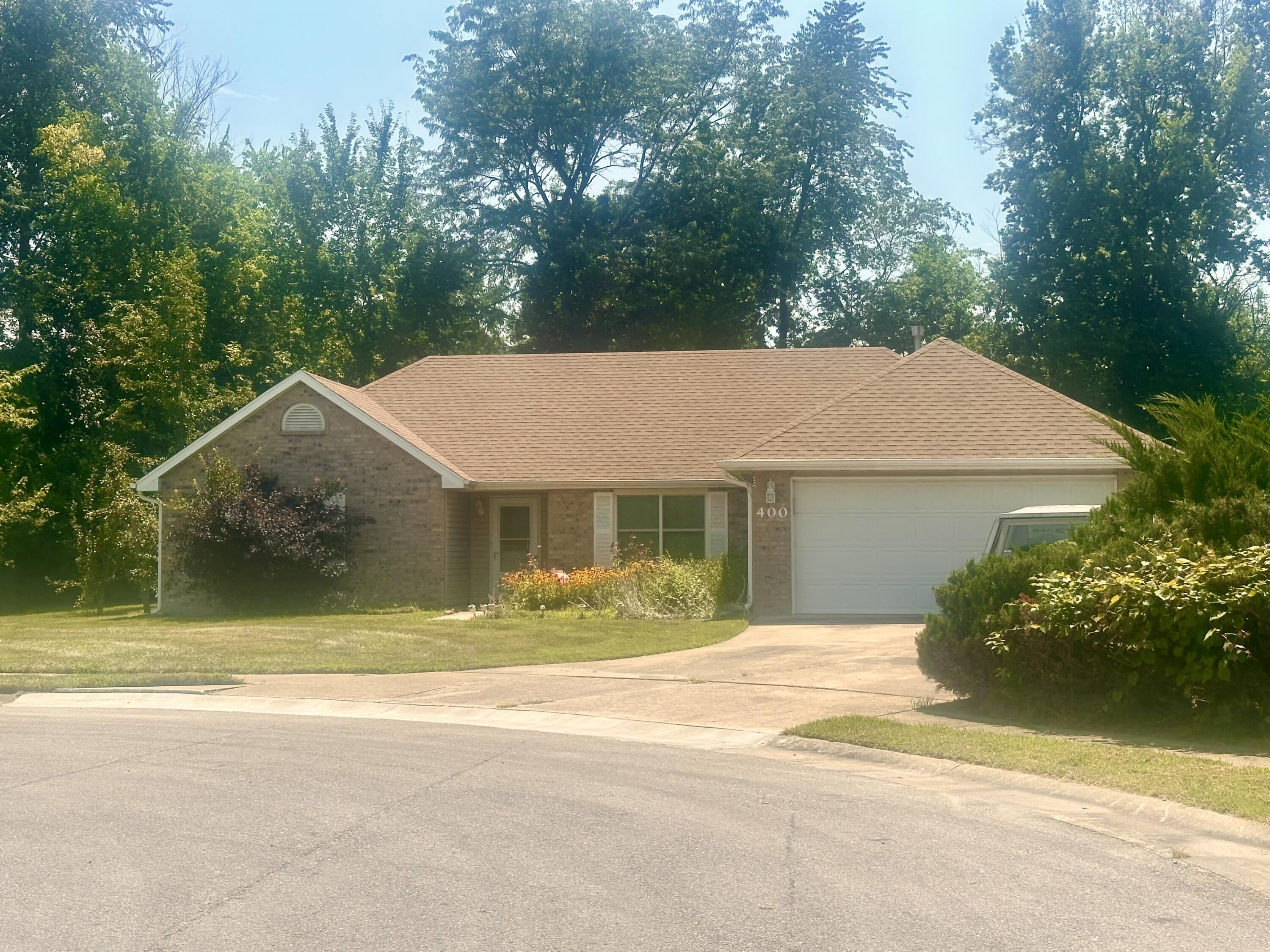 400 Misty Ln Property Photo 1