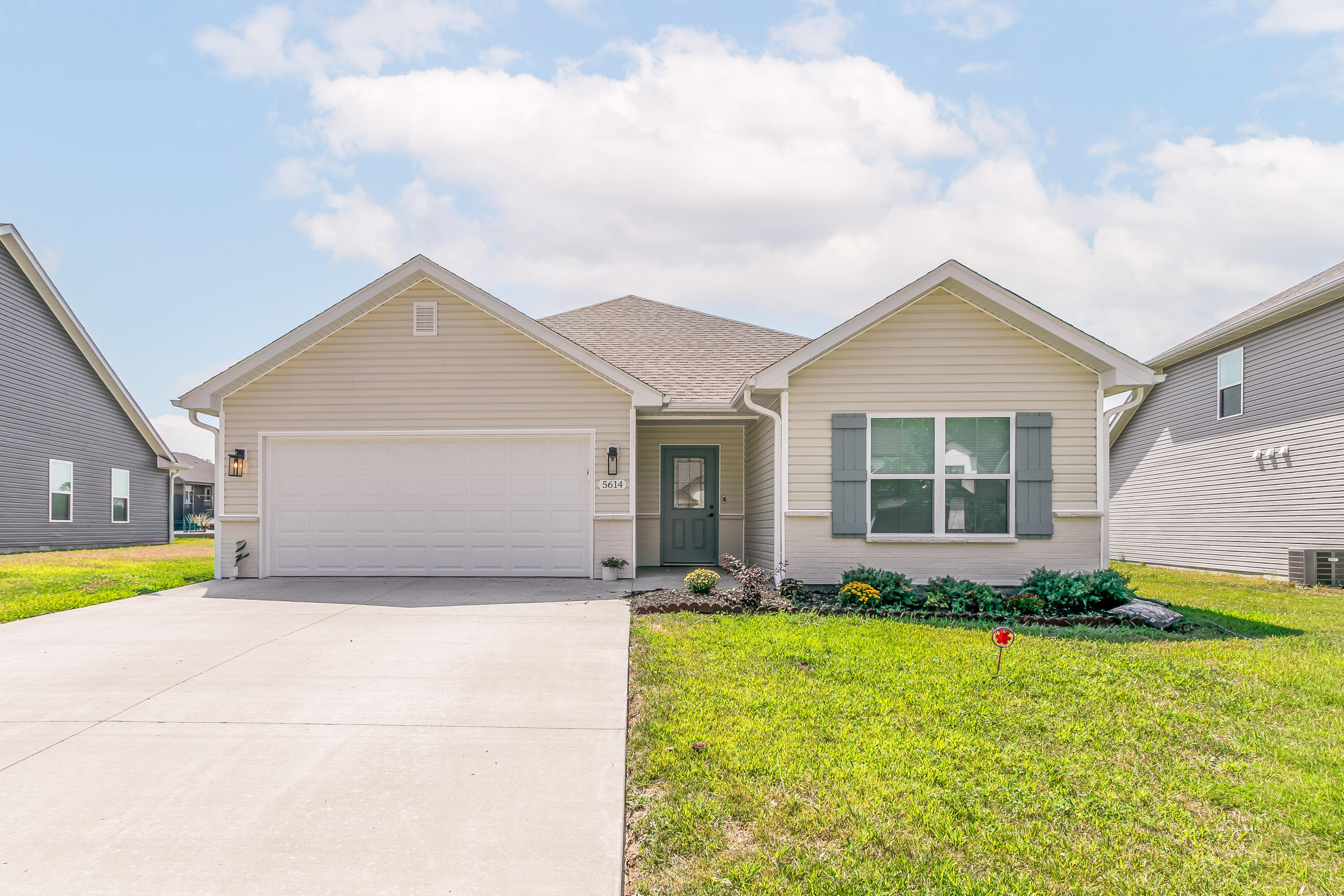 5614 Sandrock Dr Property Photo 1