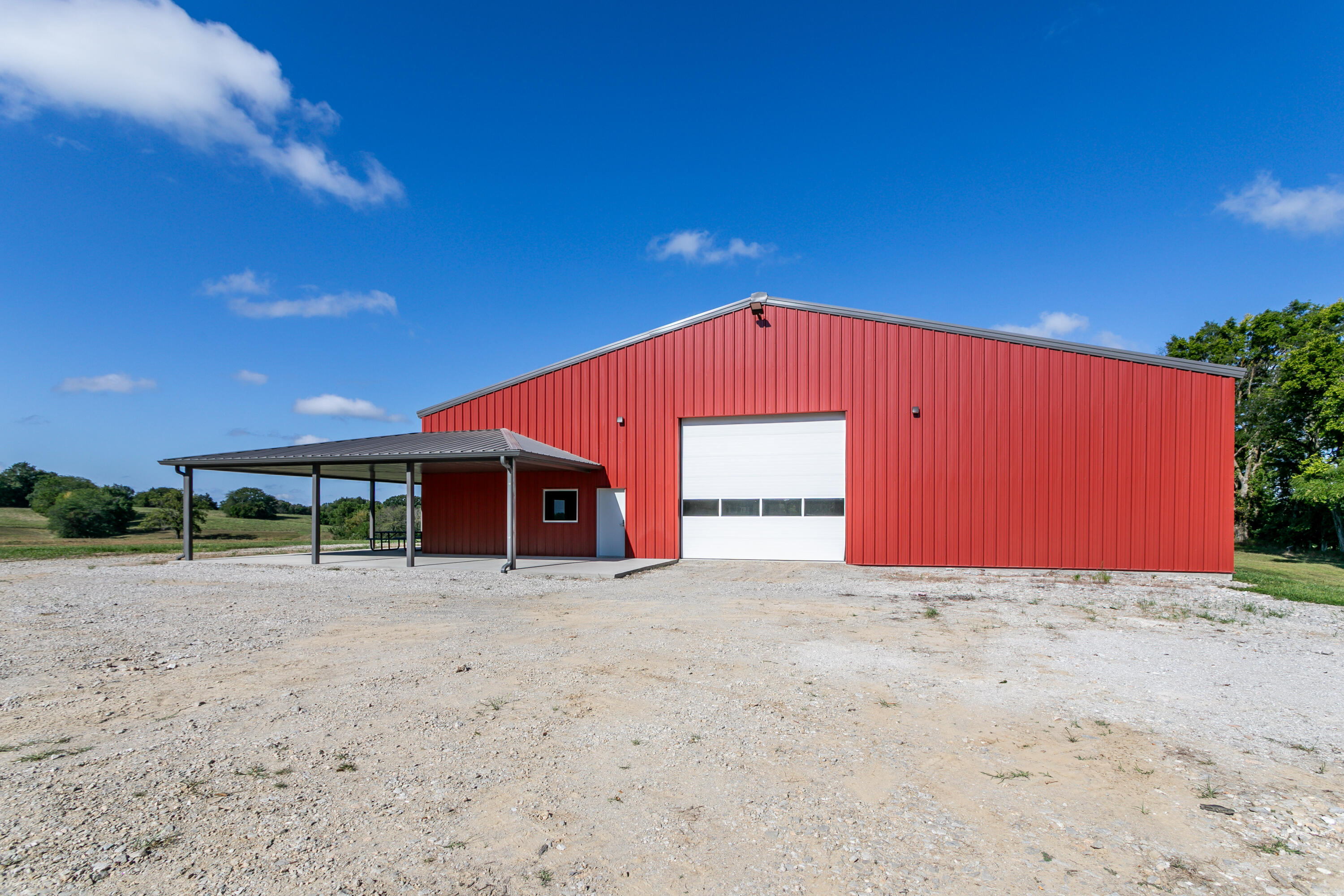 9950 N Herman Nichols Property Photo 9