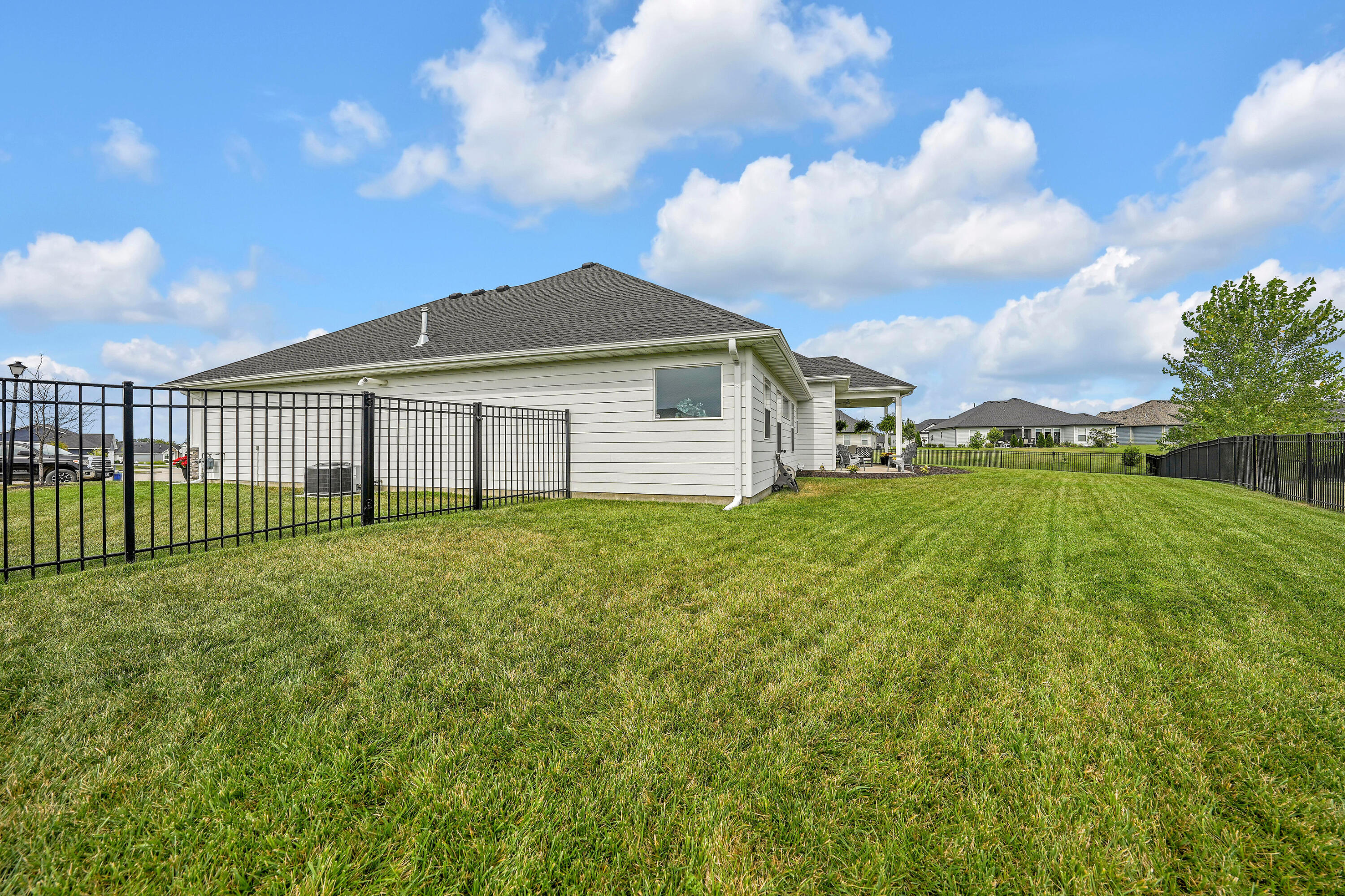 1108 Shadow Hawk Ct Property Photo 66