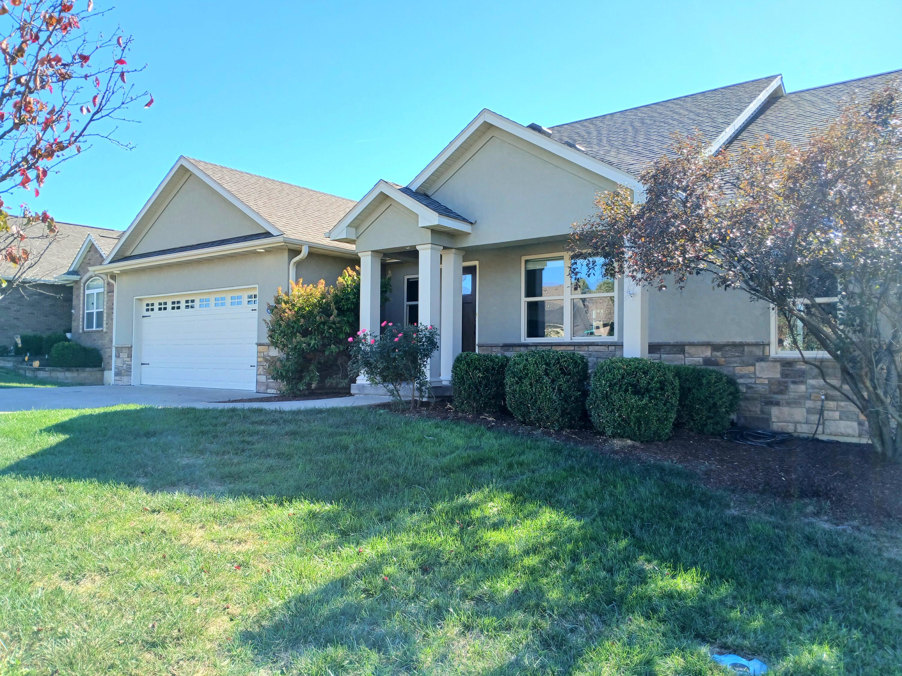 4910 Stone Mountain Pky Property Photo 1