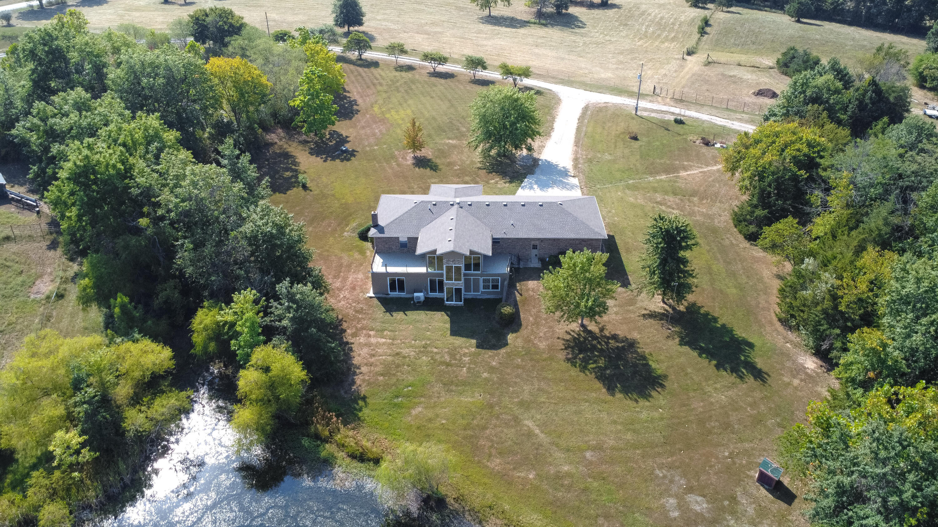 10673 Audrain Rd 973 Property Photo 3