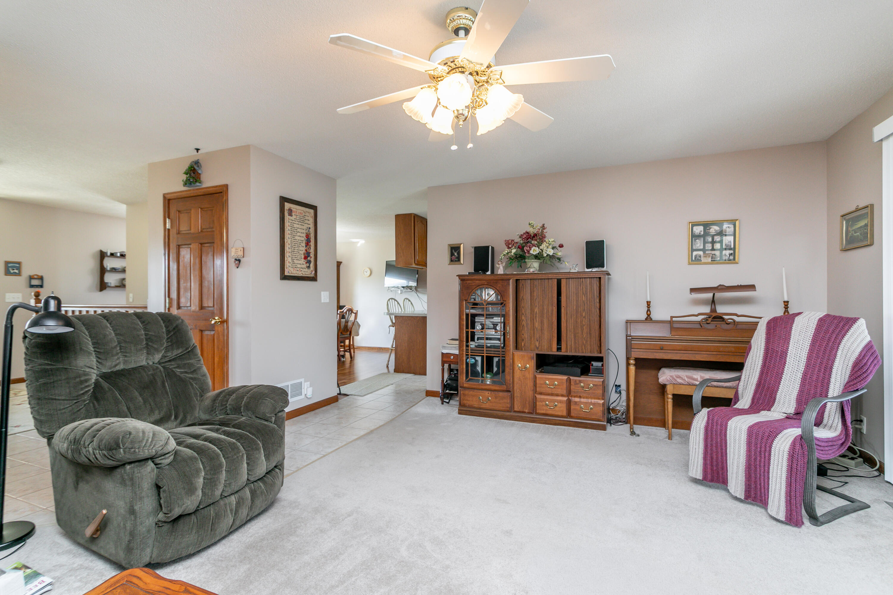 10673 Audrain Rd 973 Property Photo 8