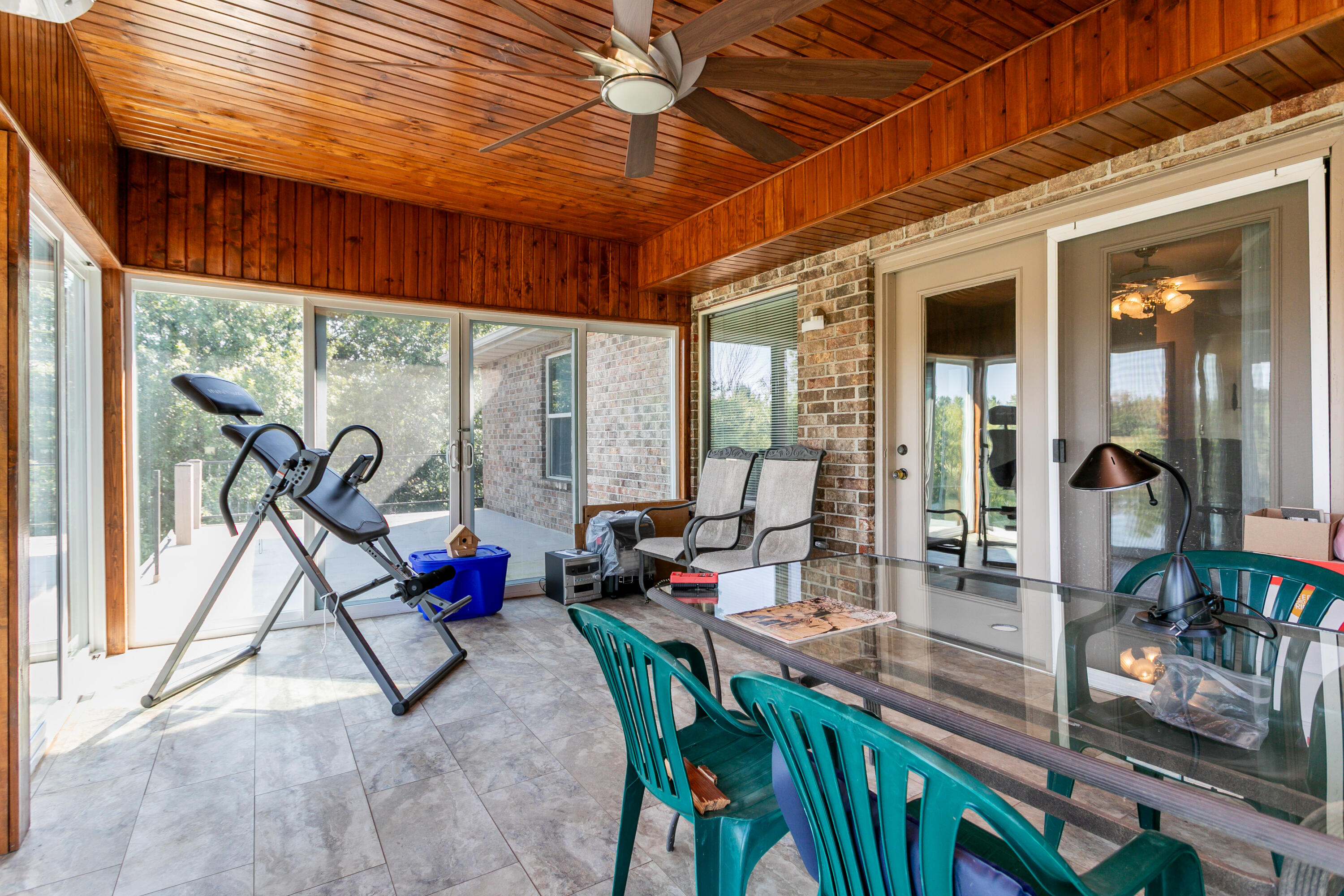 10673 Audrain Rd 973 Property Photo 11